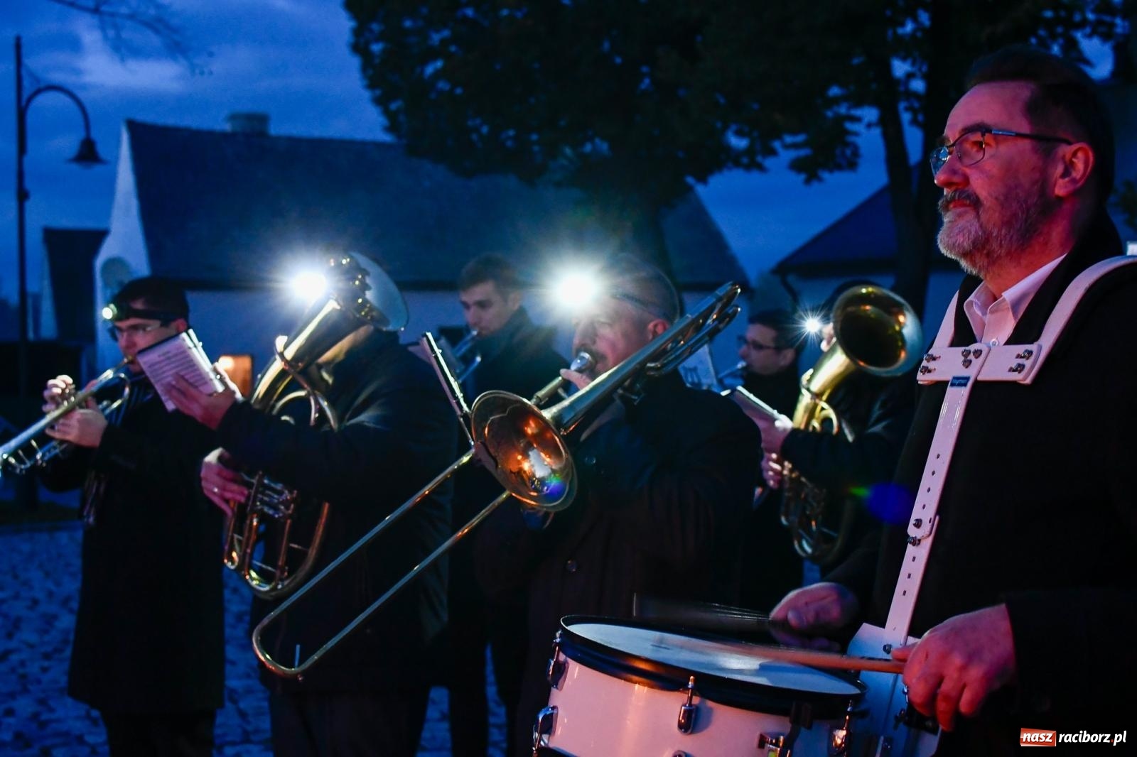 Zdjęcie w galerii na portalu naszraciborz.pl: Tłumy na krzanowickich obchodach św. Marcina [FOTO i WIDEO] wiadomości z regionu