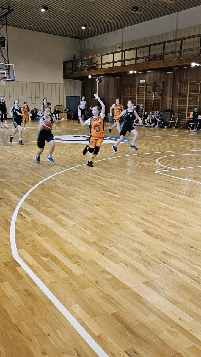 Zdjęcie w galerii na portalu naszraciborz.pl: Koszykarki RKK uczciły Święto Niepodległości na sportowo wiadomości z regionu