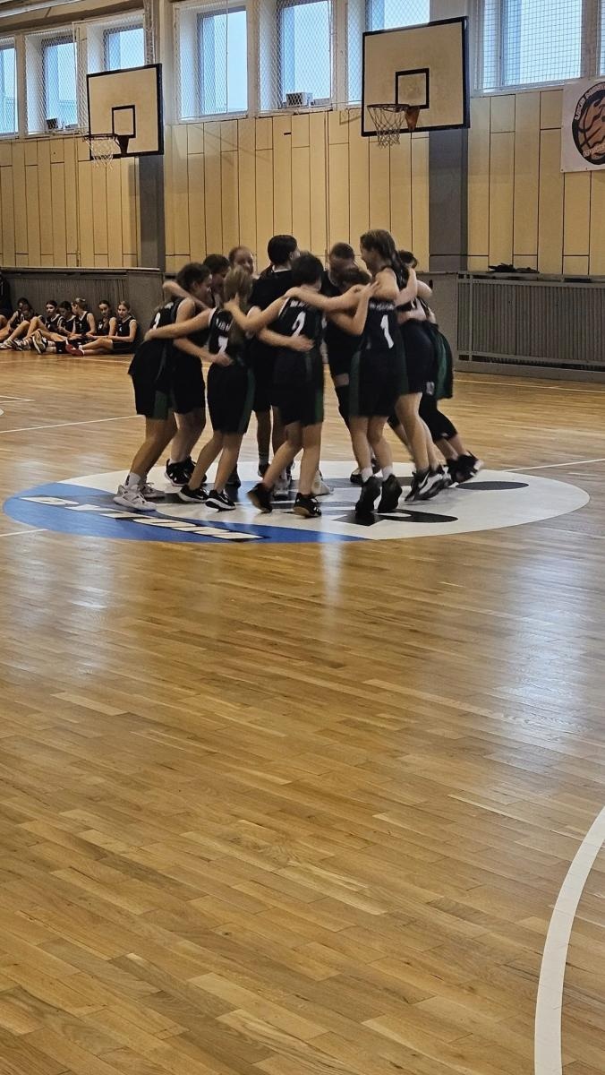 Zdjęcie w galerii na portalu naszraciborz.pl: Koszykarki RKK uczciły Święto Niepodległości na sportowo wiadomości z regionu