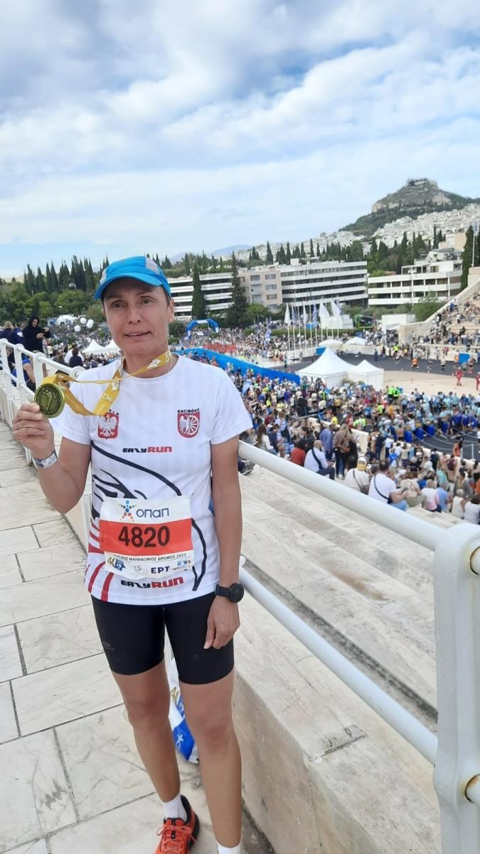 Zdjęcie w galerii na portalu naszraciborz.pl: Bożena Walaszek ukończyła maraton w Atenach wiadomości z regionu