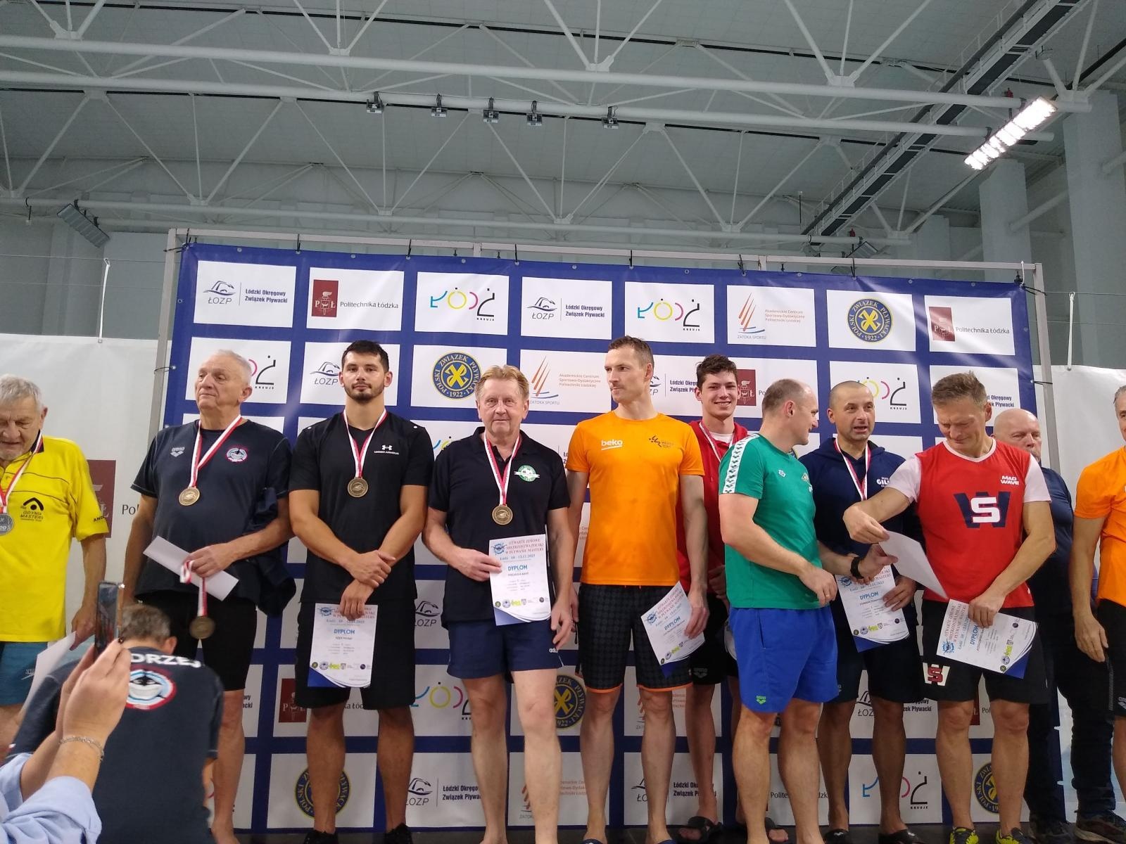 Zdjęcie w galerii na portalu naszraciborz.pl: Kolejny worek medali Adolfa Piechuli z KS Pietraszyn wiadomości z regionu