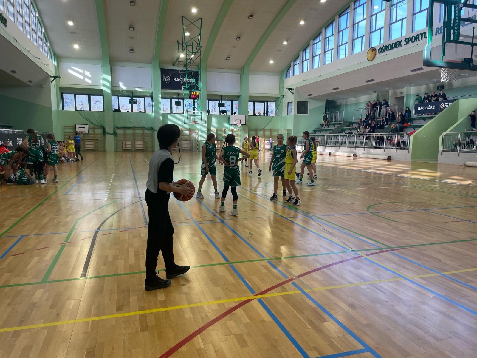 Zdjęcie w galerii na portalu naszraciborz.pl: Intensywna sobota w Minibasketball Racibórz wiadomości z regionu