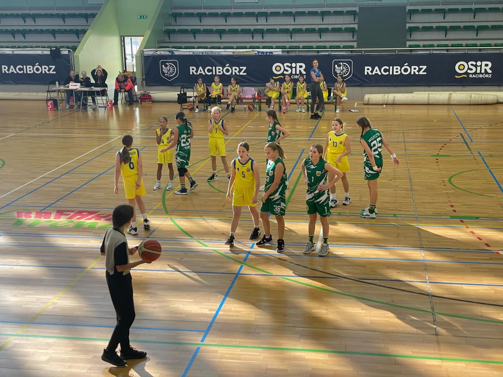 Zdjęcie w galerii na portalu naszraciborz.pl: Intensywna sobota w Minibasketball Racibórz wiadomości z regionu