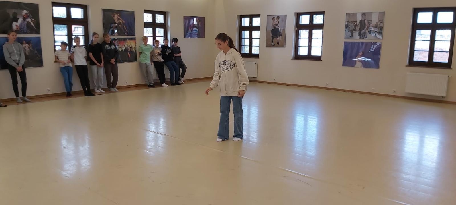 Zdjęcie w galerii na portalu naszraciborz.pl: Bombelki z SP18 na warsztatach w Koszęcinie wiadomości z regionu