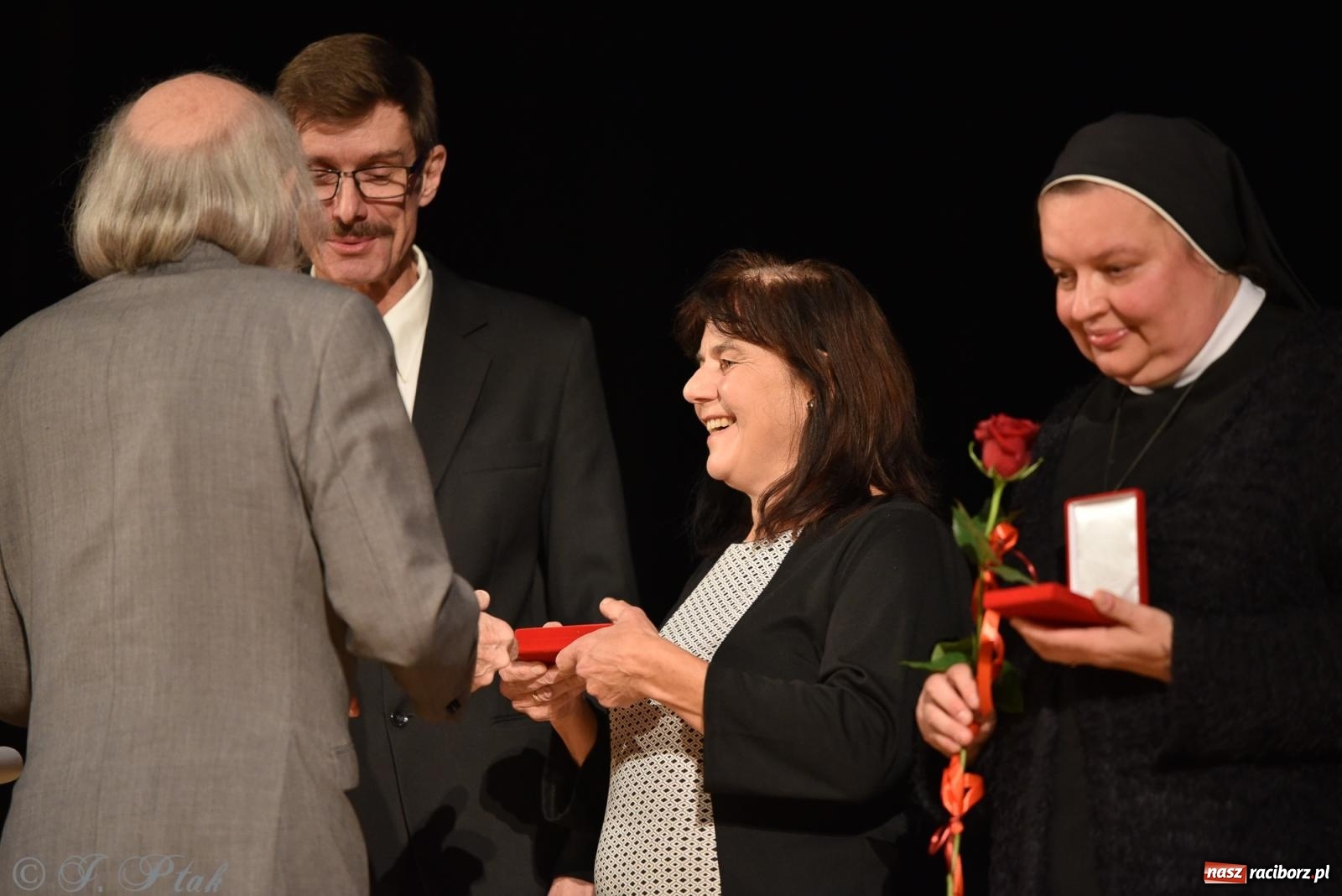 Zdjęcie w galerii na portalu naszraciborz.pl: Poznaliśmy kolejnych laureatów Medalu imienia Księdza Prałata Stefana Pieczki Unitas in Veritate (Jedność w Prawdzie) wiadomości z regionu
