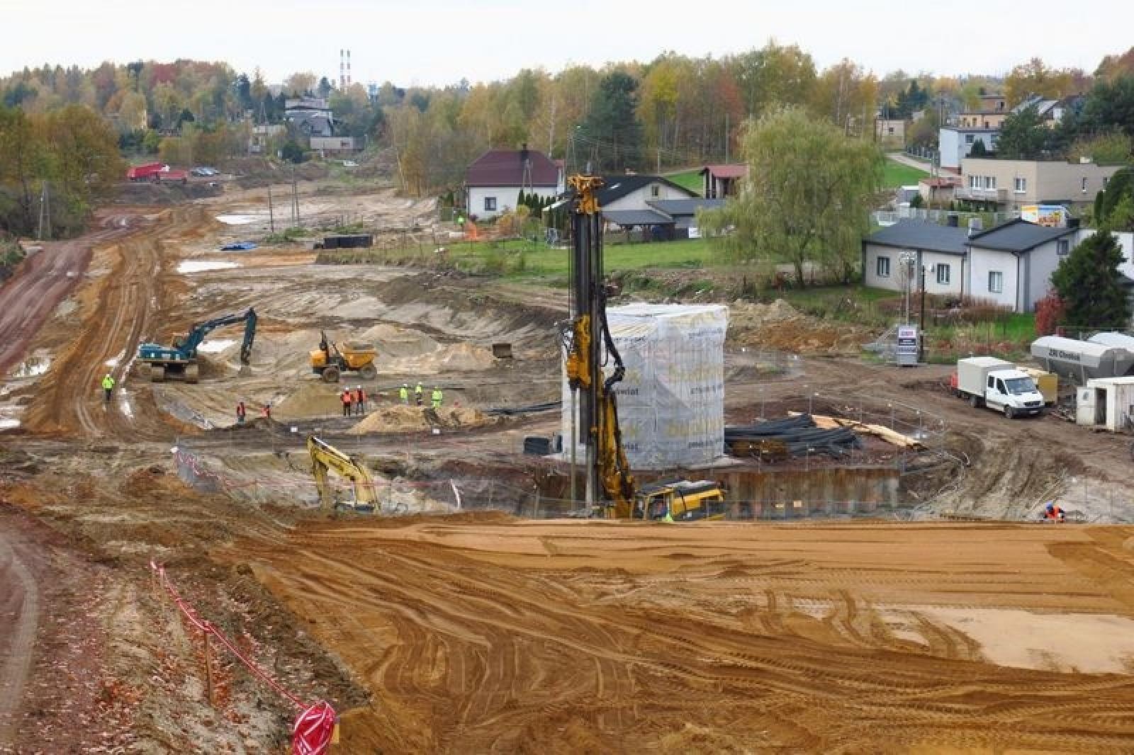 Zdjęcie w galerii na portalu naszraciborz.pl: Rybnik ruszył pełną parą. Racibórz utknął na Dębiczu [FOTO] wiadomości z regionu