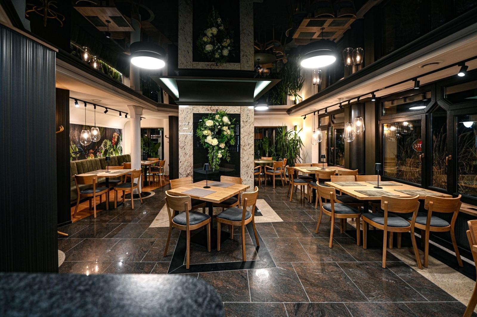 Zdjęcie w galerii na portalu naszraciborz.pl: Restauracja VENA wraca w nowej odsłonie. Zobaczcie wnętrza i menu wiadomości z regionu