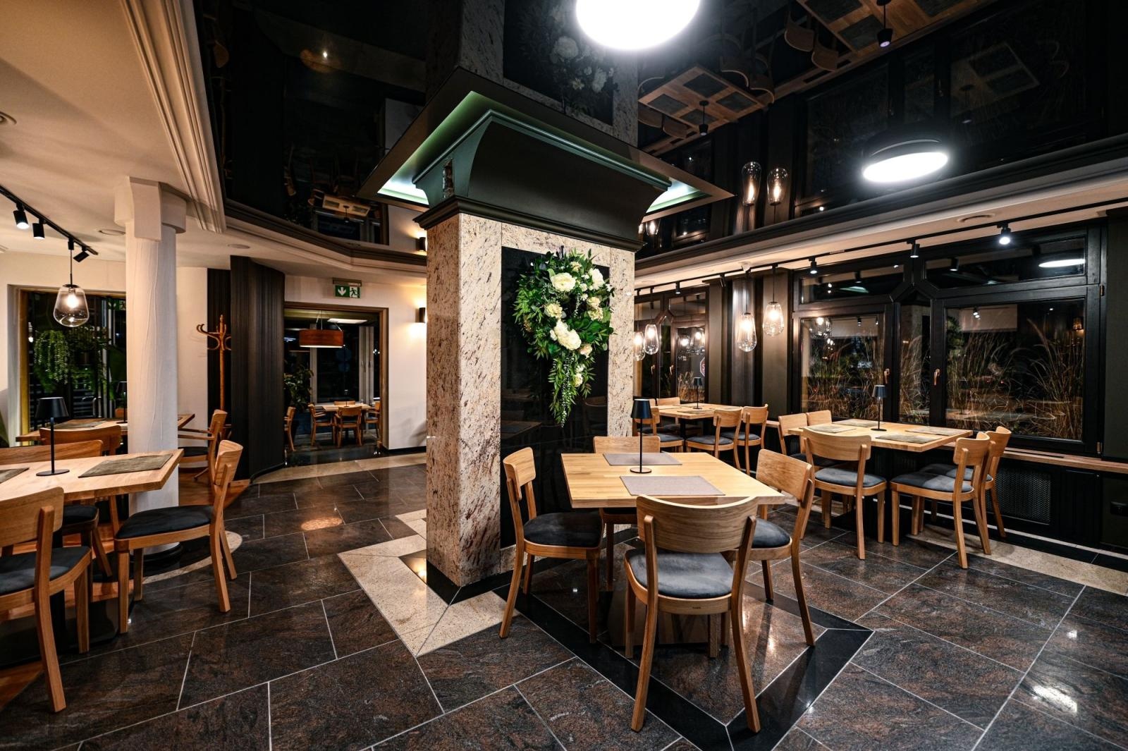 Zdjęcie w galerii na portalu naszraciborz.pl: Restauracja VENA wraca w nowej odsłonie. Zobaczcie wnętrza i menu wiadomości z regionu