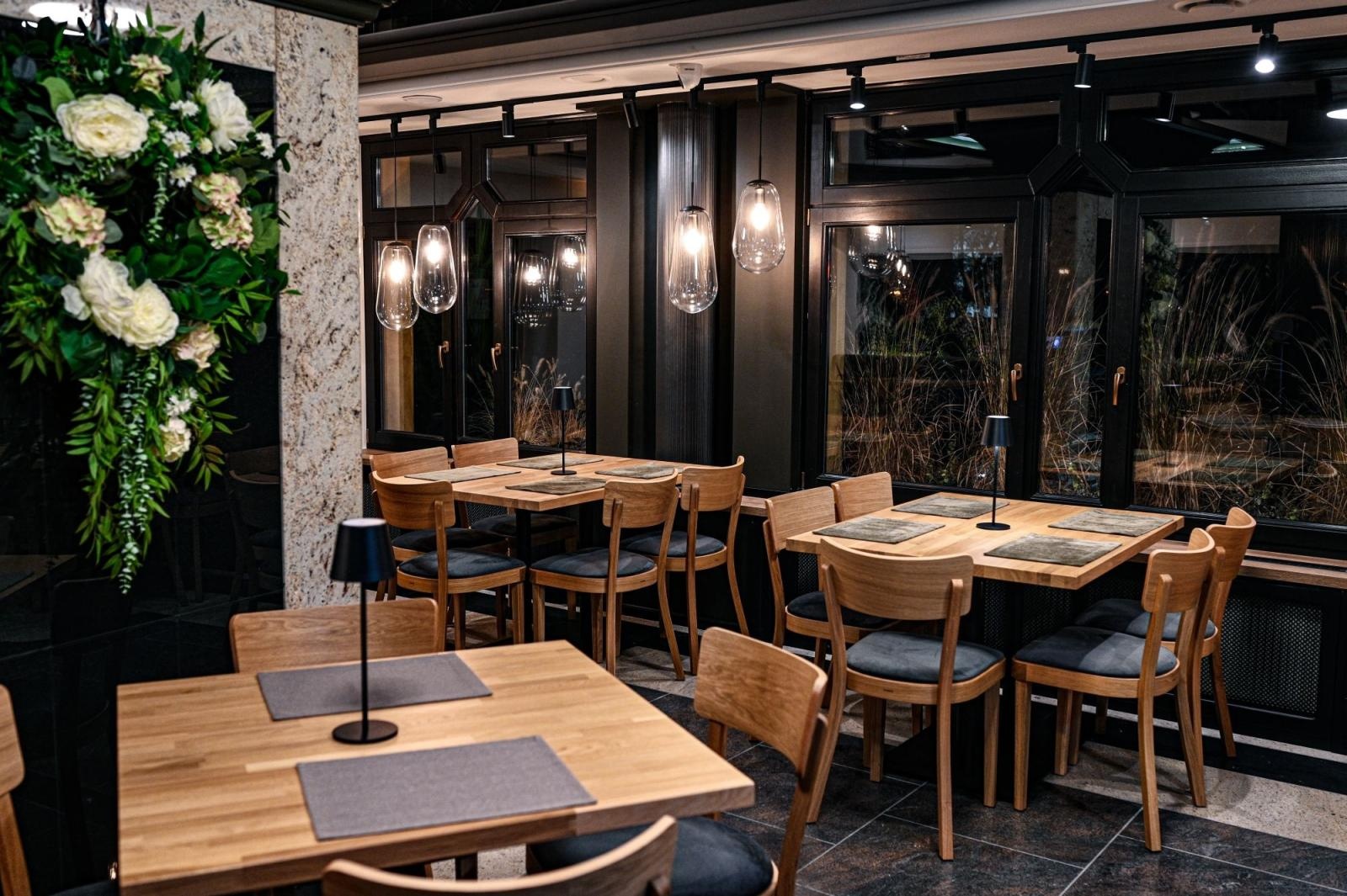 Zdjęcie w galerii na portalu naszraciborz.pl: Restauracja VENA wraca w nowej odsłonie. Zobaczcie wnętrza i menu wiadomości z regionu