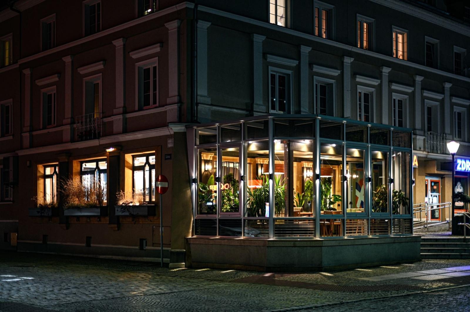 Zdjęcie w galerii na portalu naszraciborz.pl: Restauracja VENA wraca w nowej odsłonie. Zobaczcie wnętrza i menu wiadomości z regionu