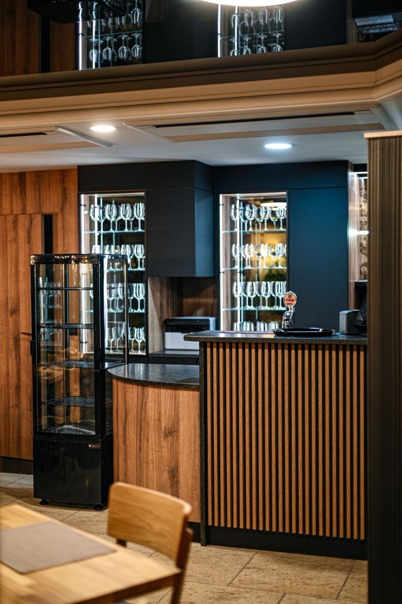 Zdjęcie w galerii na portalu naszraciborz.pl: Restauracja VENA wraca w nowej odsłonie. Zobaczcie wnętrza i menu wiadomości z regionu