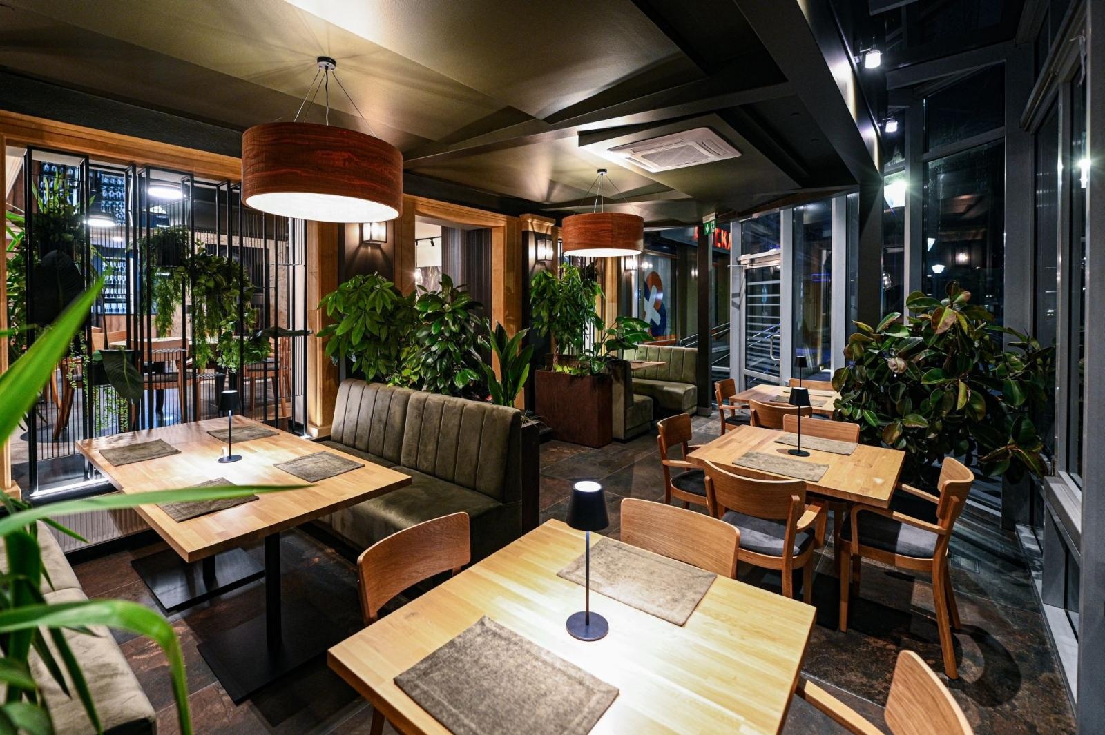 Zdjęcie w galerii na portalu naszraciborz.pl: Restauracja VENA wraca w nowej odsłonie. Zobaczcie wnętrza i menu wiadomości z regionu