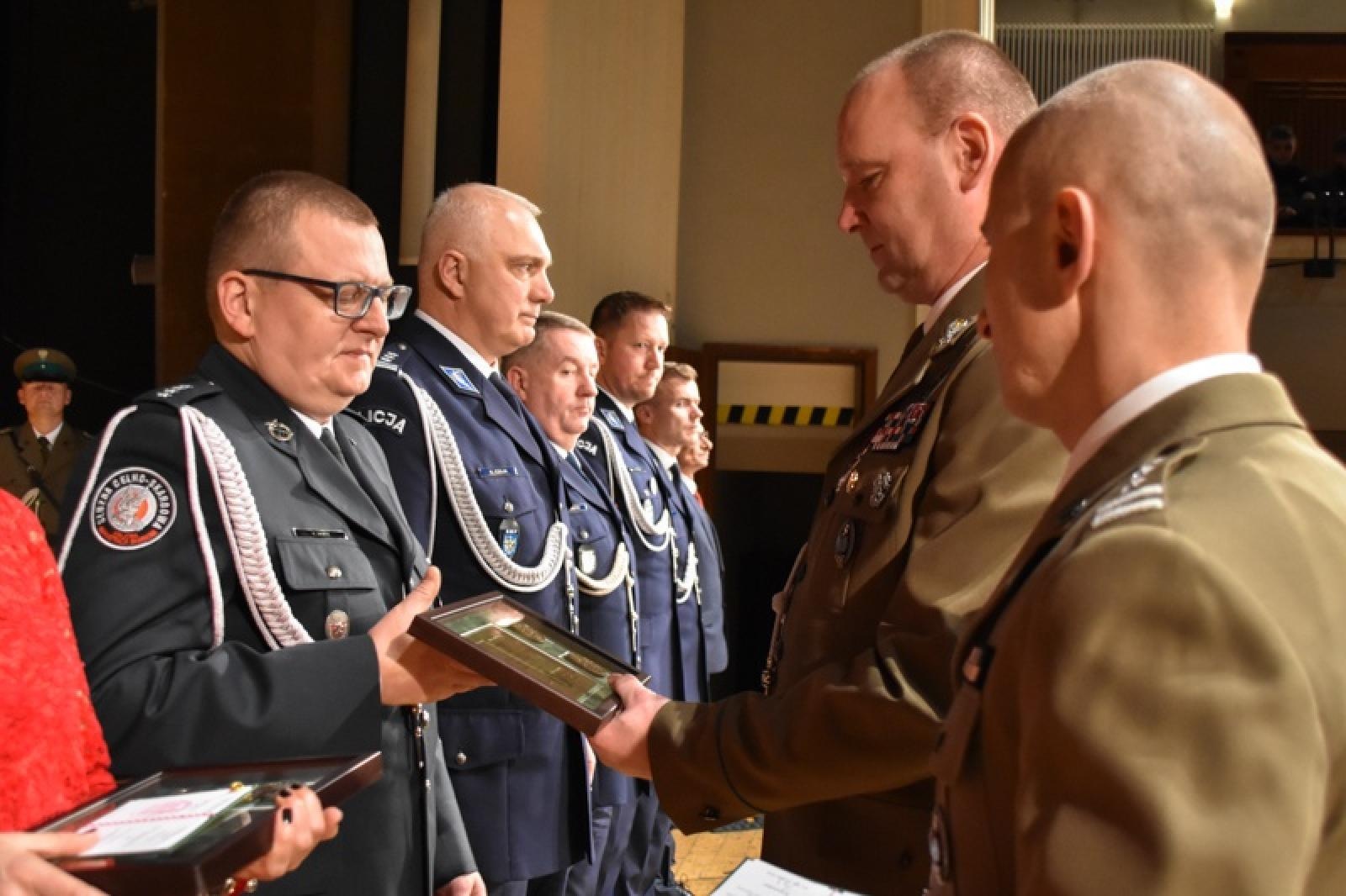 Zdjęcie w galerii na portalu naszraciborz.pl: Śląska Straż Graniczna świętowała w RCK wiadomości z regionu