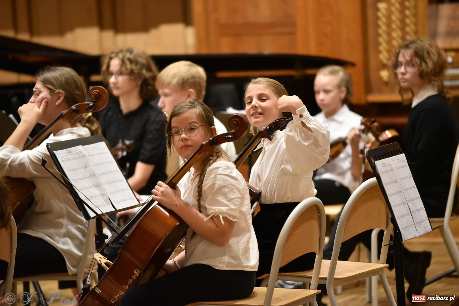 Zdjęcie w galerii na portalu naszraciborz.pl: Koncert Muzyki Polskiej w murach raciborskiej PSM [FOTO i WIDEO] wiadomości z regionu