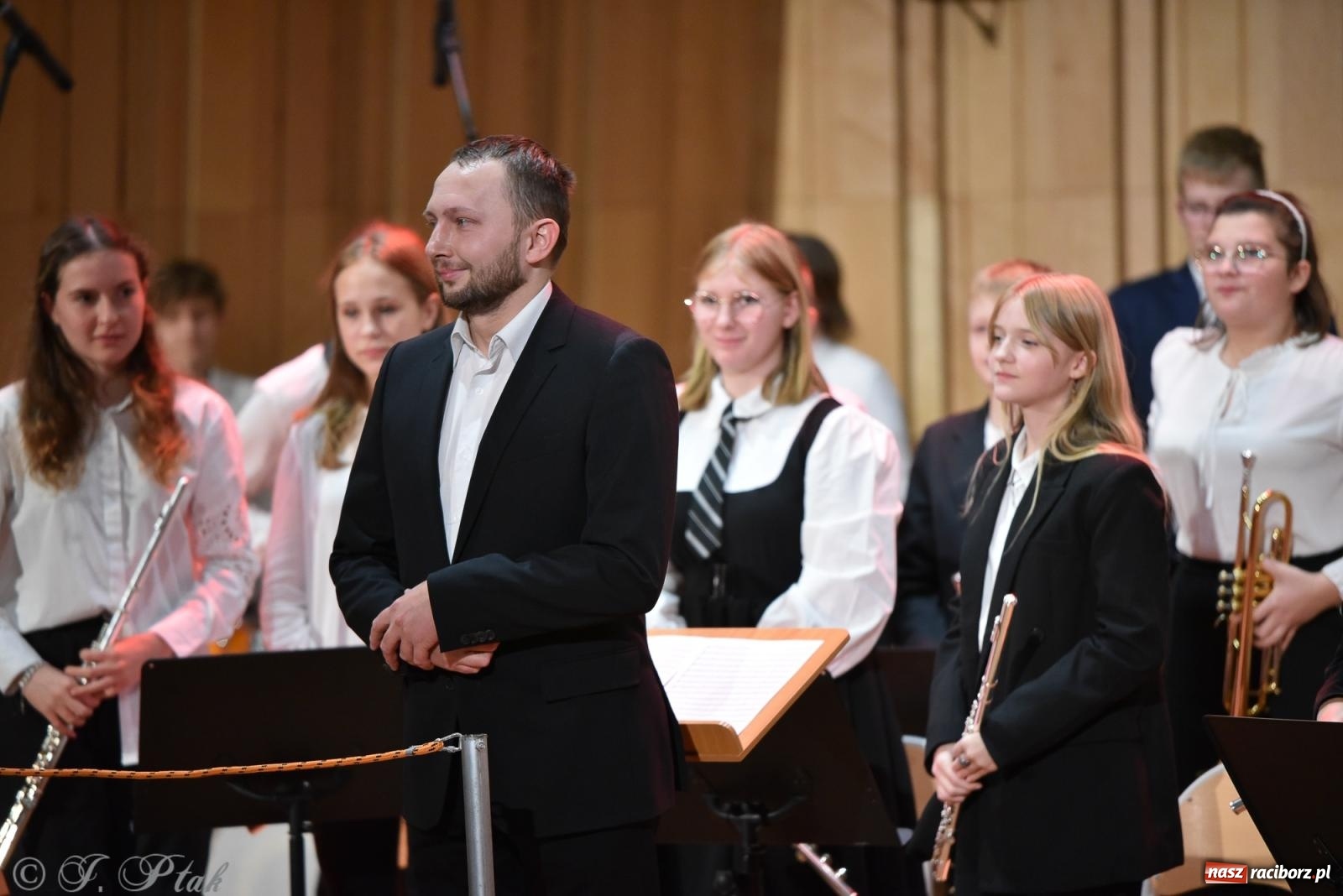 Zdjęcie w galerii na portalu naszraciborz.pl: Koncert Muzyki Polskiej w murach raciborskiej PSM [FOTO i WIDEO] wiadomości z regionu