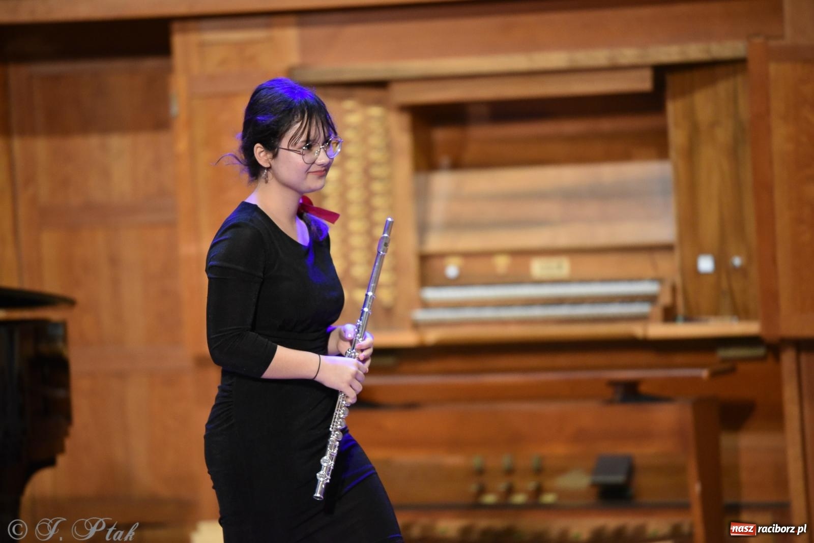 Zdjęcie w galerii na portalu naszraciborz.pl: Koncert Muzyki Polskiej w murach raciborskiej PSM [FOTO i WIDEO] wiadomości z regionu