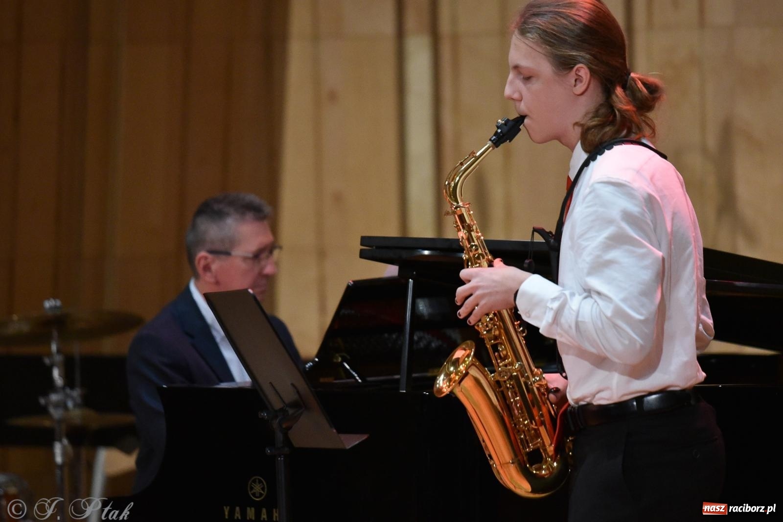 Zdjęcie w galerii na portalu naszraciborz.pl: Koncert Muzyki Polskiej w murach raciborskiej PSM [FOTO i WIDEO] wiadomości z regionu
