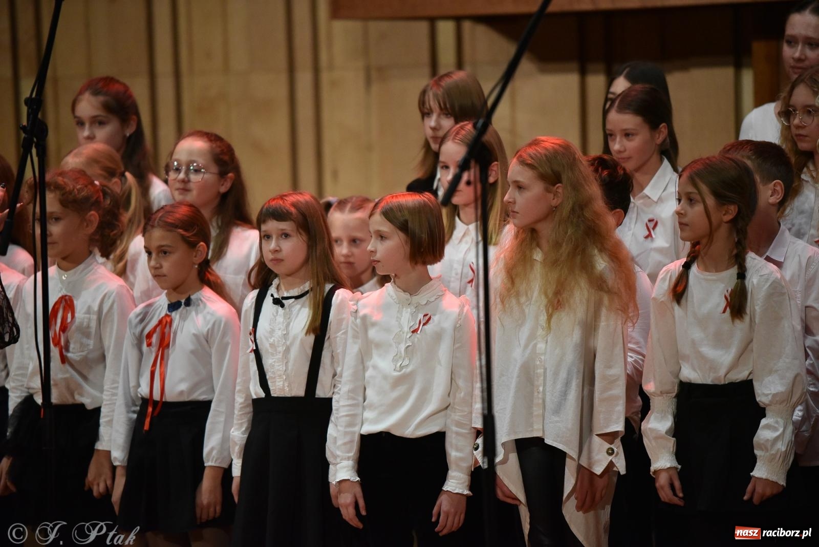 Zdjęcie w galerii na portalu naszraciborz.pl: Koncert Muzyki Polskiej w murach raciborskiej PSM [FOTO i WIDEO] wiadomości z regionu