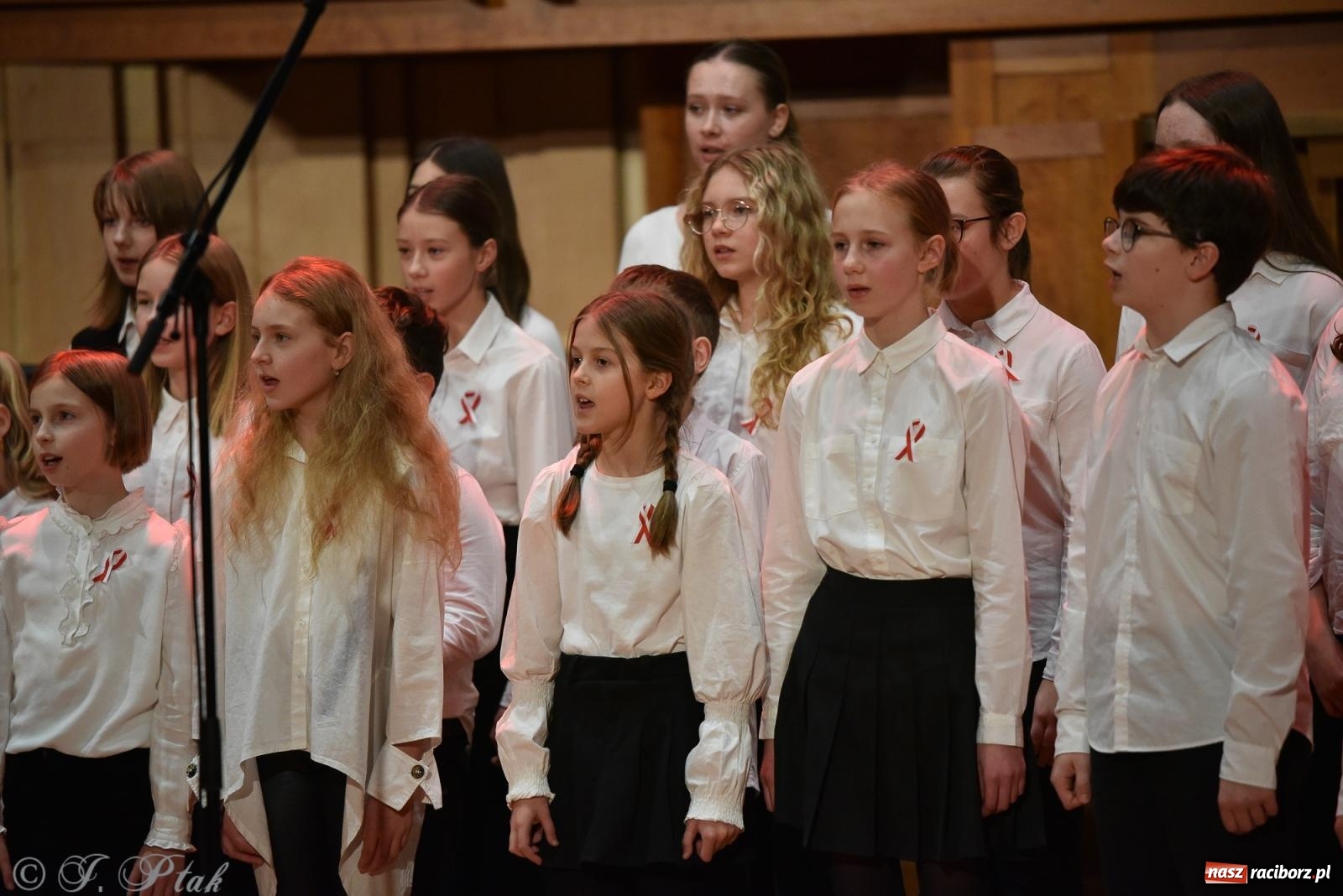 Zdjęcie w galerii na portalu naszraciborz.pl: Koncert Muzyki Polskiej w murach raciborskiej PSM [FOTO i WIDEO] wiadomości z regionu