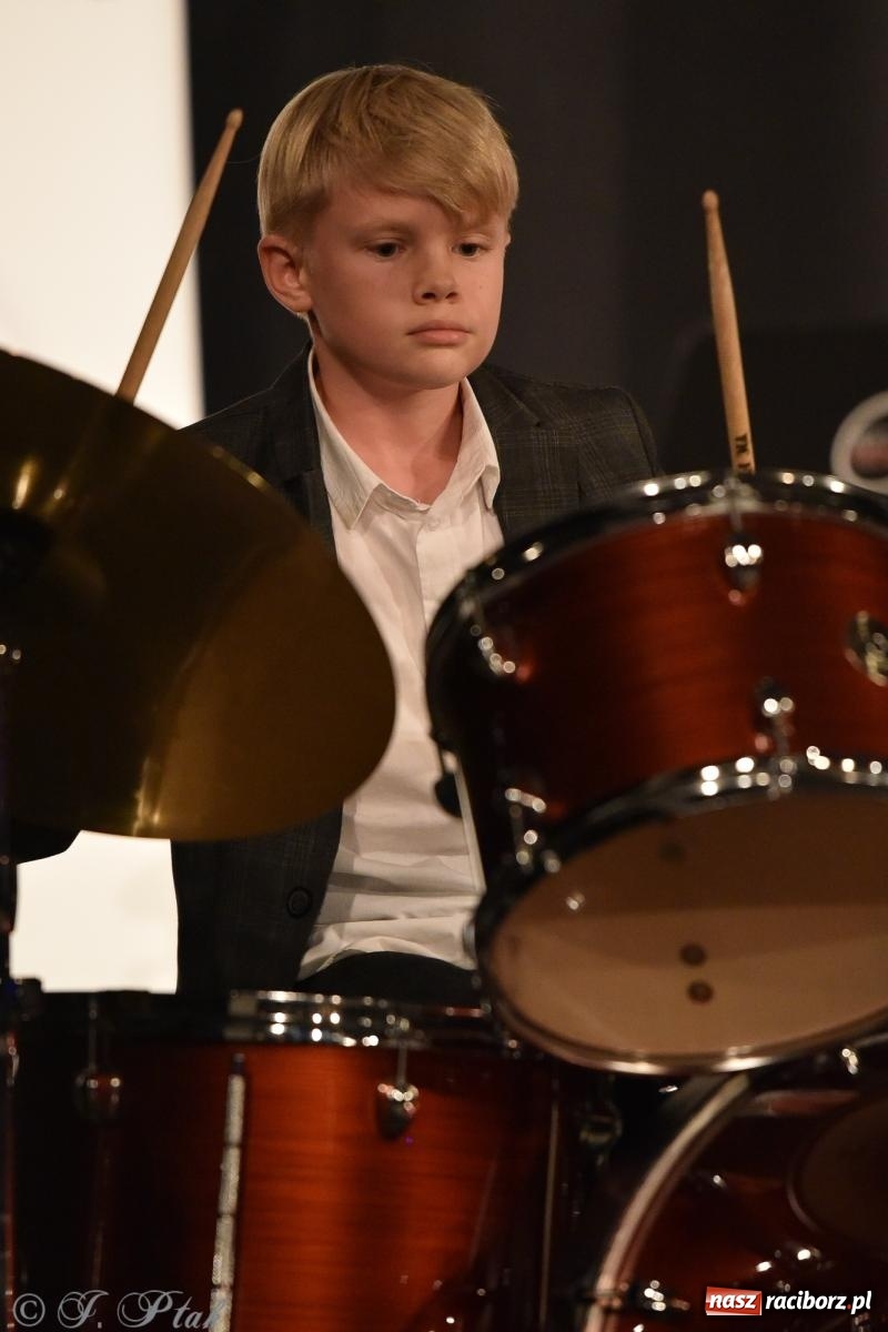 Zdjęcie w galerii na portalu naszraciborz.pl: Koncert jesienny Raciborskiego Ogniska Muzycznego wiadomości z regionu