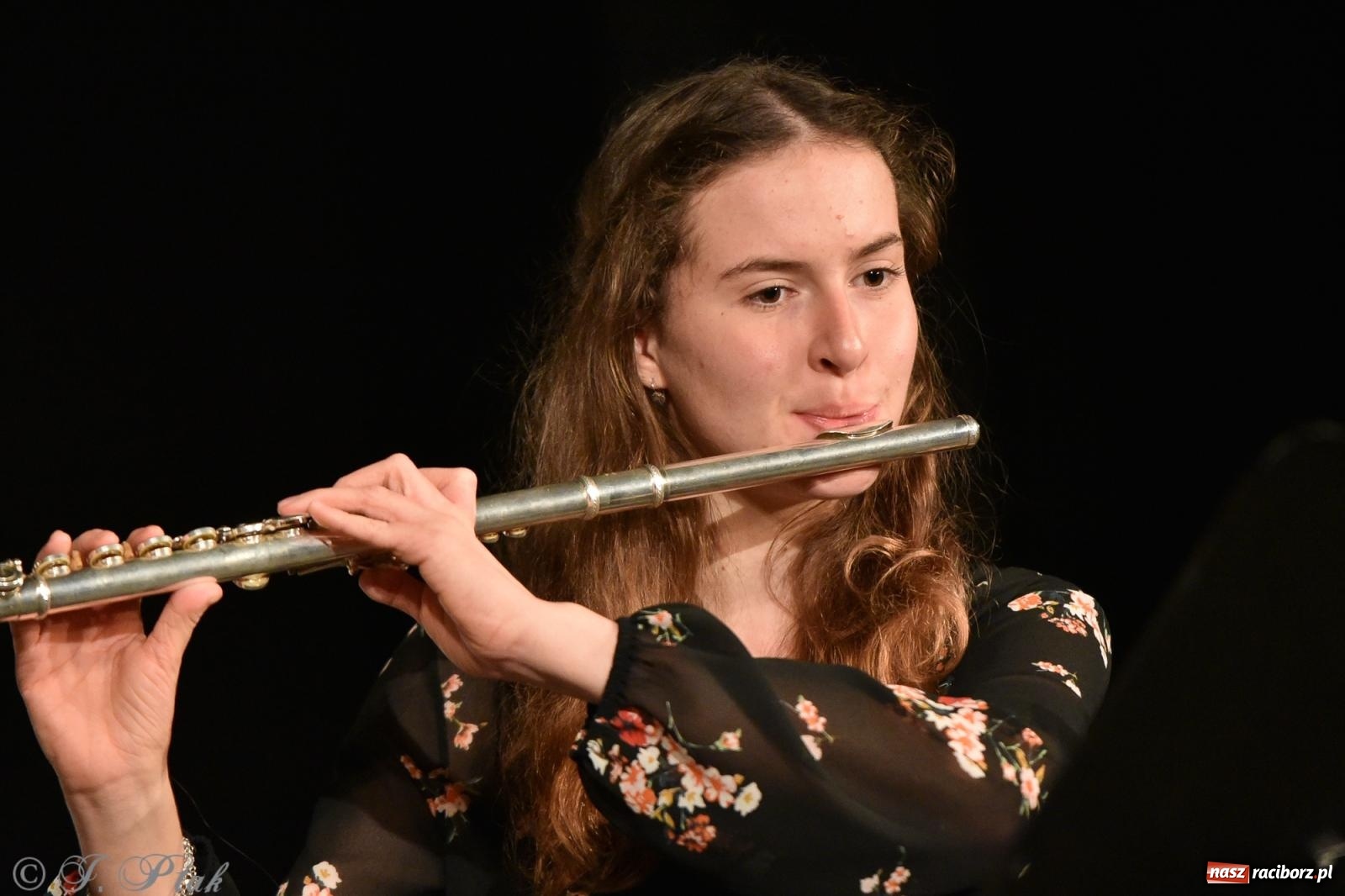 Zdjęcie w galerii na portalu naszraciborz.pl: Koncert jesienny Raciborskiego Ogniska Muzycznego wiadomości z regionu