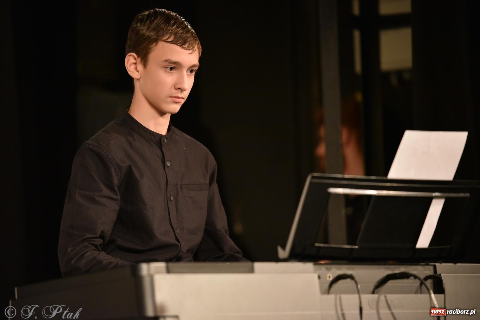 Zdjęcie w galerii na portalu naszraciborz.pl: Koncert jesienny Raciborskiego Ogniska Muzycznego wiadomości z regionu