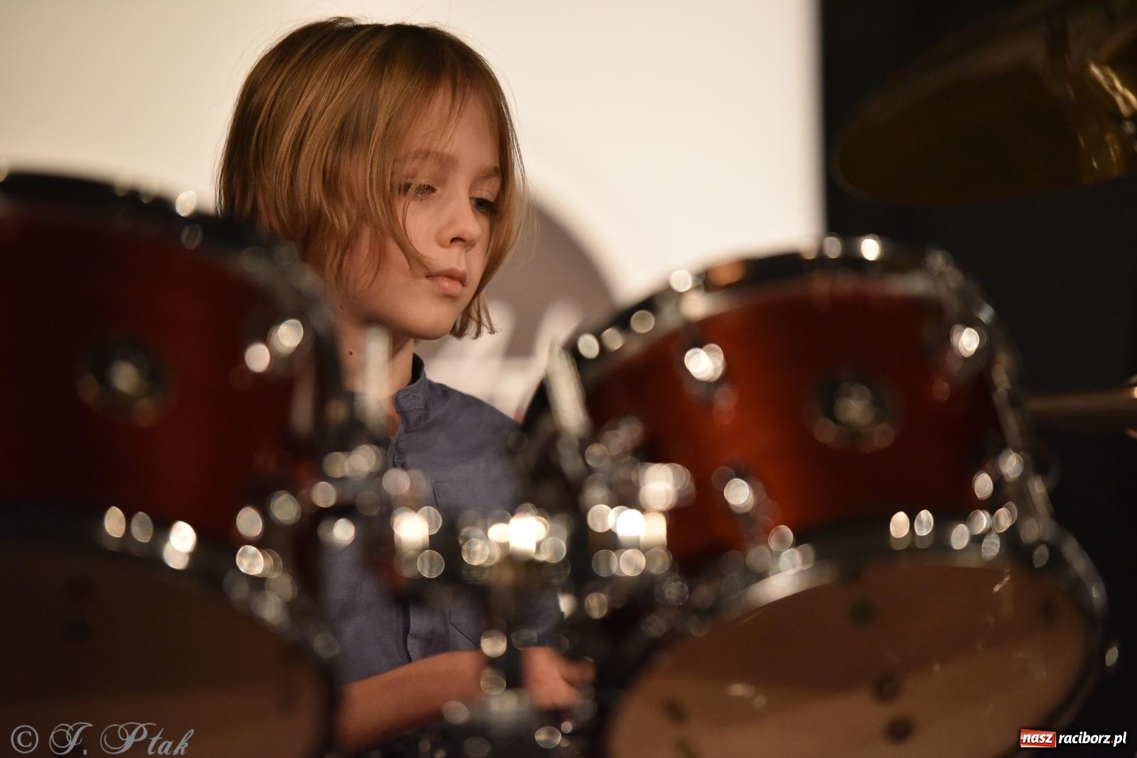 Zdjęcie w galerii na portalu naszraciborz.pl: Koncert jesienny Raciborskiego Ogniska Muzycznego wiadomości z regionu