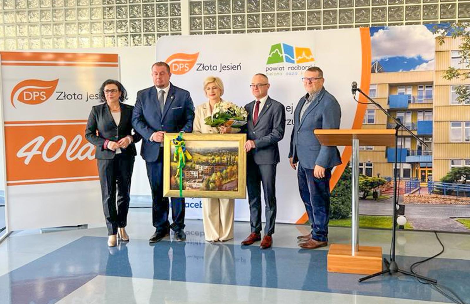 Zdjęcie w galerii na portalu naszraciborz.pl: DPS Złota Jesień świętuje 40. urodziny wiadomości z regionu