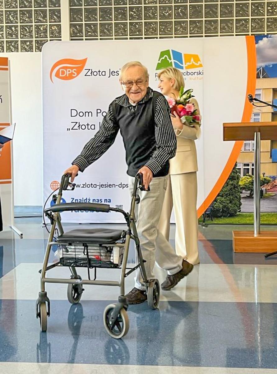 Zdjęcie w galerii na portalu naszraciborz.pl: DPS Złota Jesień świętuje 40. urodziny wiadomości z regionu