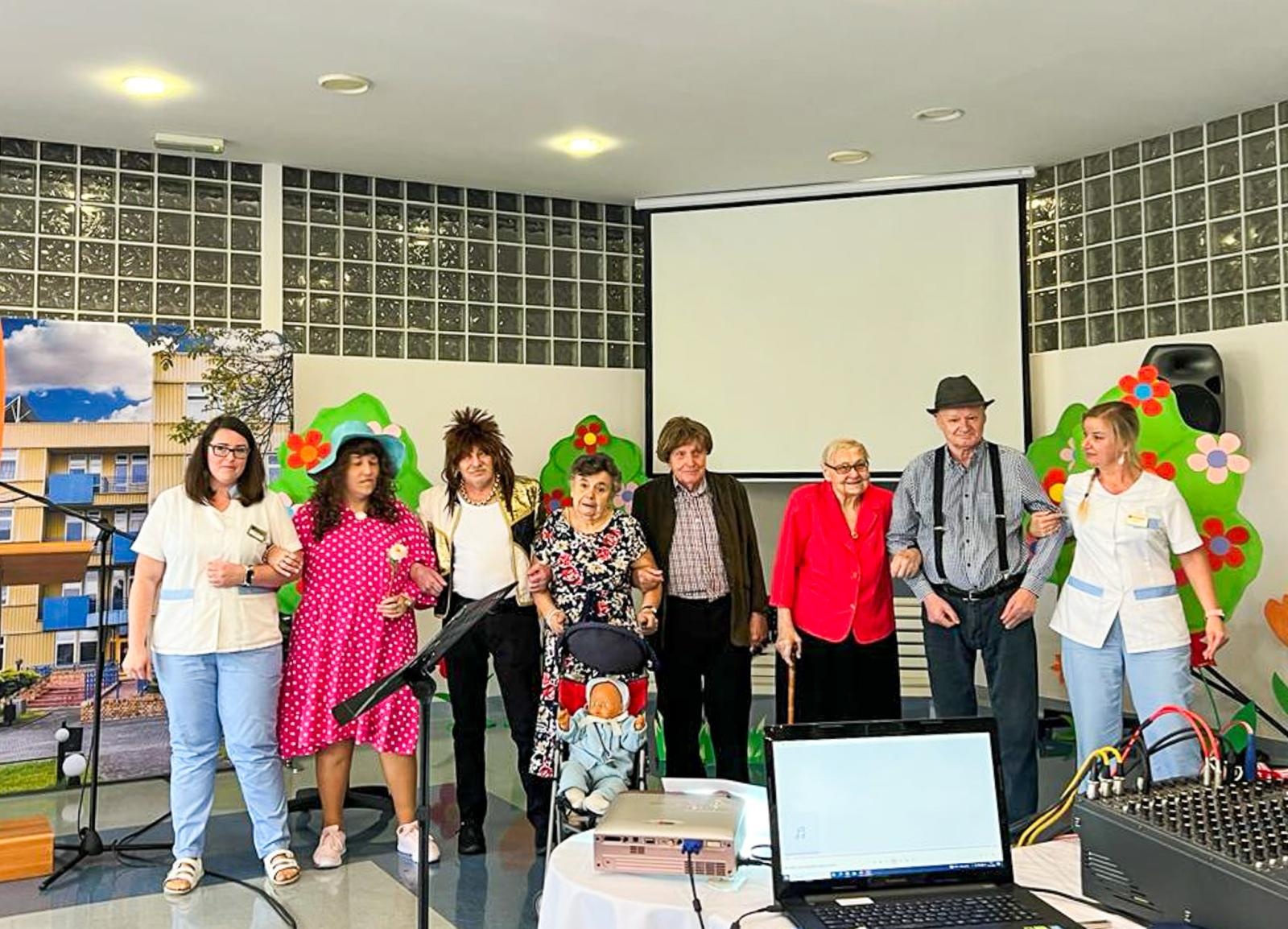 Zdjęcie w galerii na portalu naszraciborz.pl: DPS Złota Jesień świętuje 40. urodziny wiadomości z regionu