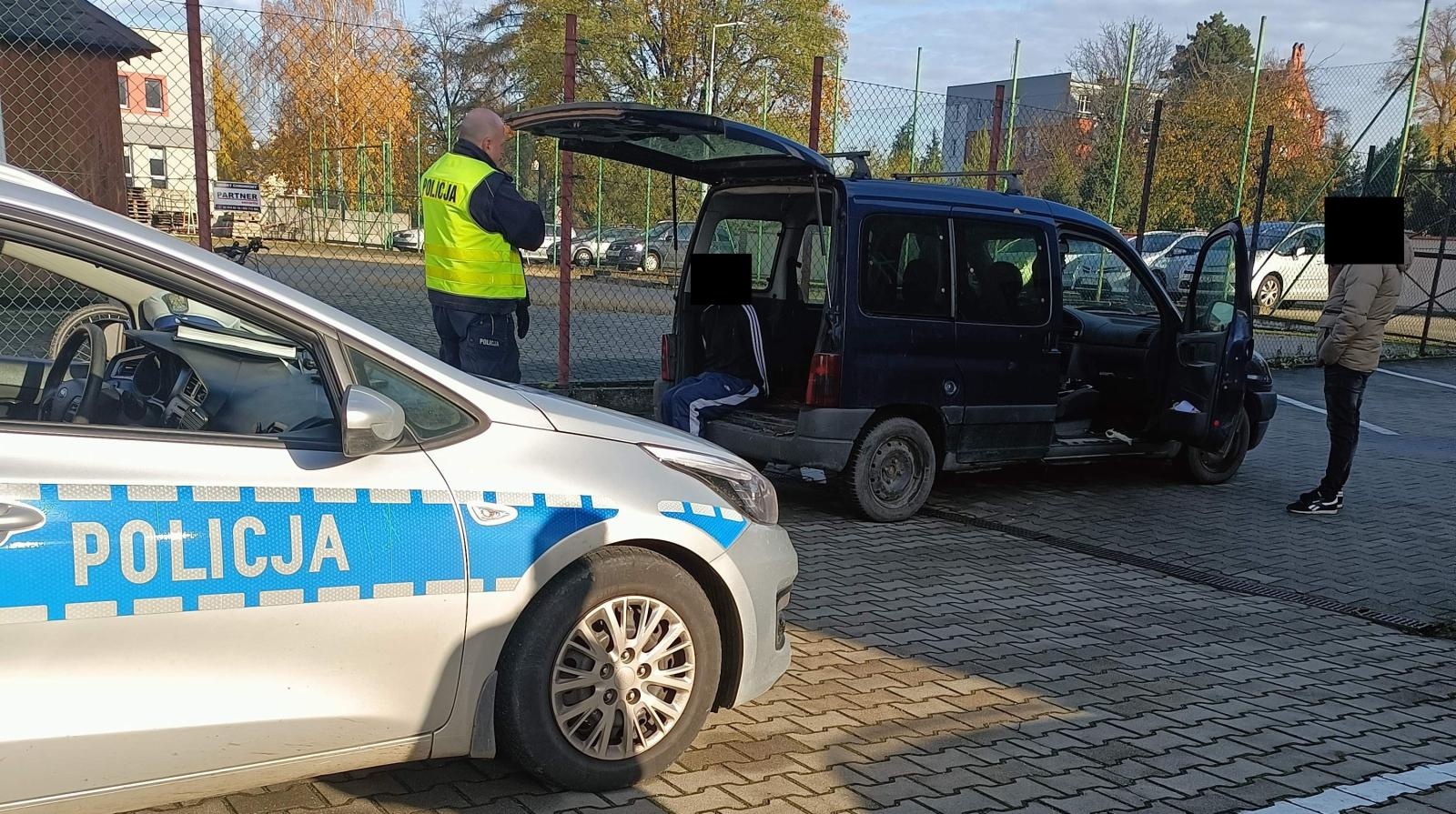 Zdjęcie w galerii na portalu naszraciborz.pl: Złodziej z Czech zasnął w samochodzie. Usłyszał osiem zarzutów wiadomości z regionu