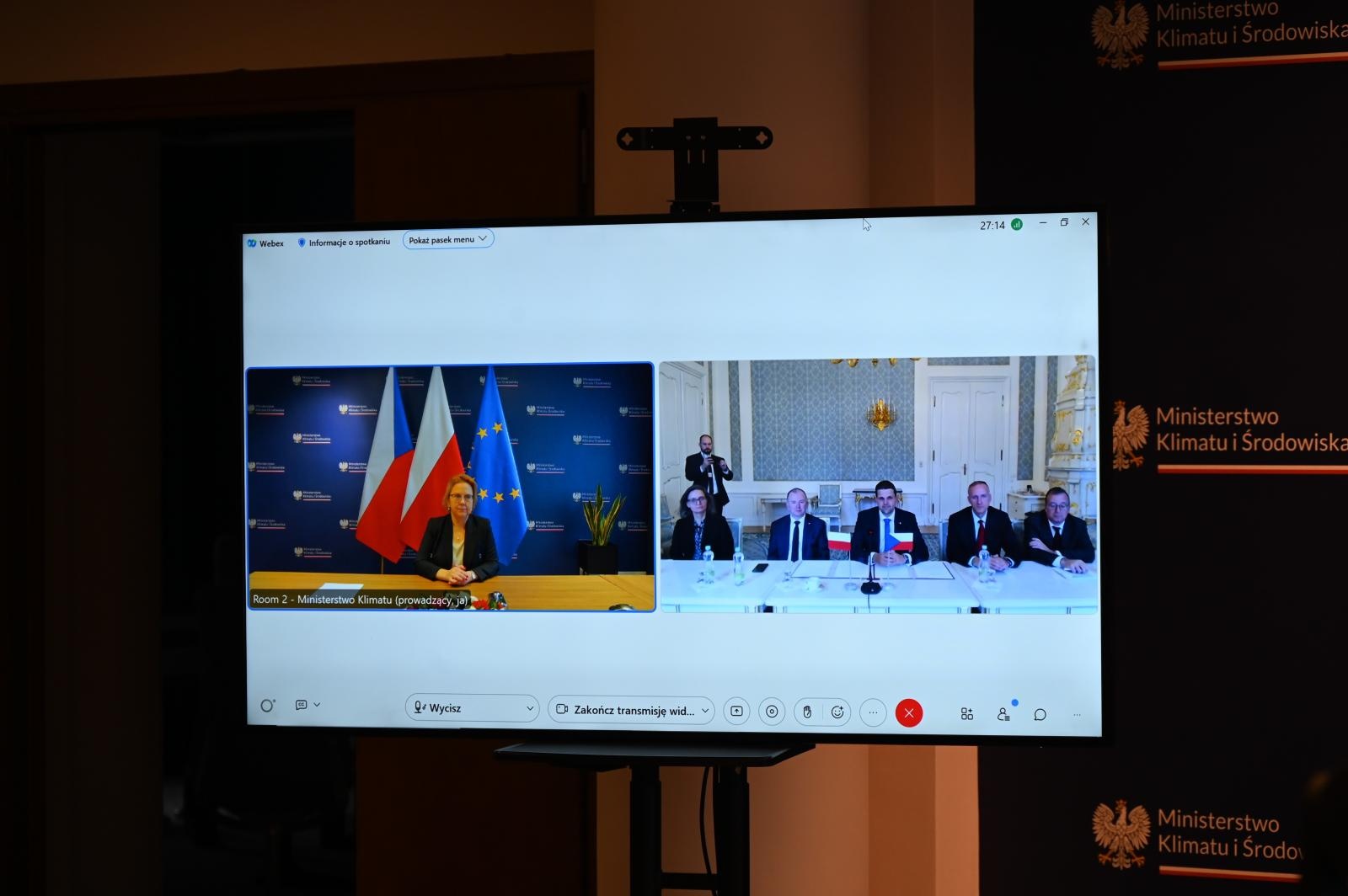 Zdjęcie w galerii na portalu naszraciborz.pl: Polska i Czechy podpisały deklarację ws. zwalczania transgranicznego zanieczyszczania powietrza wiadomości z regionu