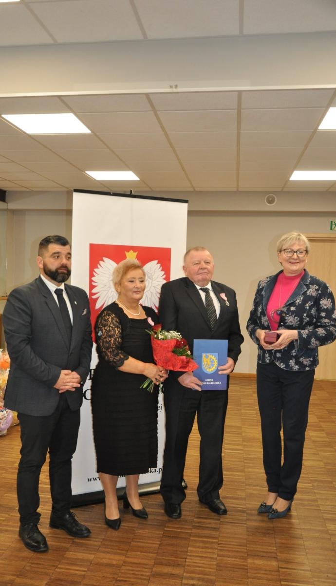 Zdjęcie w galerii na portalu naszraciborz.pl: Złote gody w Kuźni Raciborskiej wiadomości z regionu