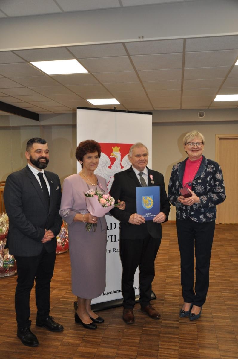 Zdjęcie w galerii na portalu naszraciborz.pl: Złote gody w Kuźni Raciborskiej wiadomości z regionu