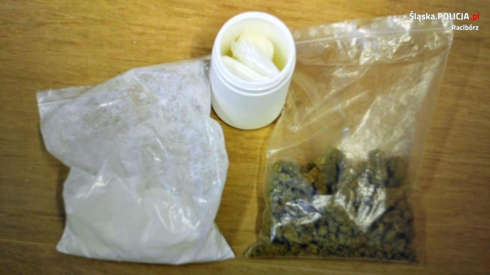 Zdjęcie w galerii na portalu naszraciborz.pl: Trzymał narkotyki w zamrażarce. Wpadł w ręce policji wiadomości z regionu