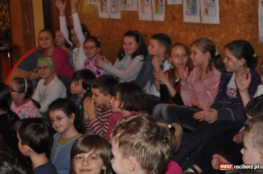 Zdjęcie w galerii na portalu naszraciborz.pl: Przemoc internetowa też boli... wiadomości z regionu