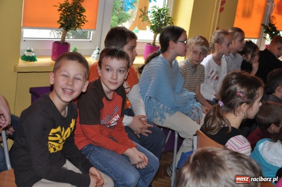 Zdjęcie w galerii na portalu naszraciborz.pl: Przemoc internetowa też boli... wiadomości z regionu