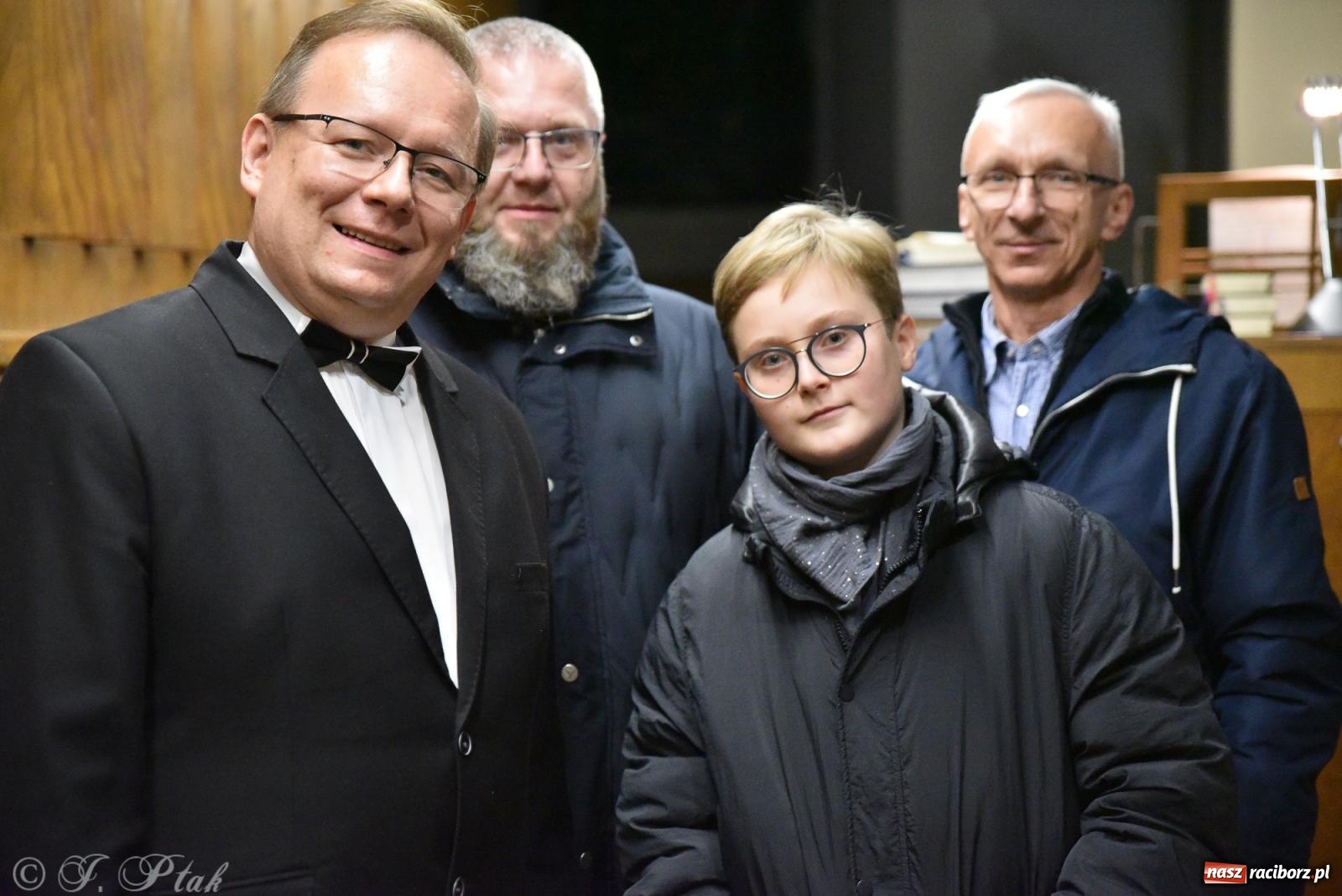 Zdjęcie w galerii na portalu naszraciborz.pl: Koncert w kościele farnym zakończył Dni Księdza Stefana Pieczki wiadomości z regionu