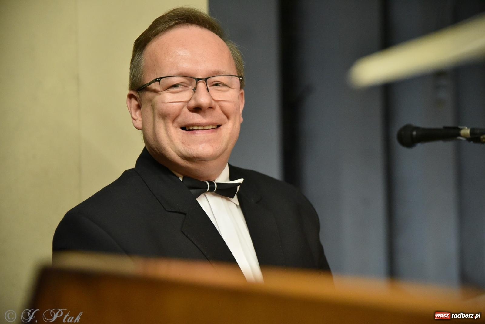 Zdjęcie w galerii na portalu naszraciborz.pl: Koncert w kościele farnym zakończył Dni Księdza Stefana Pieczki wiadomości z regionu