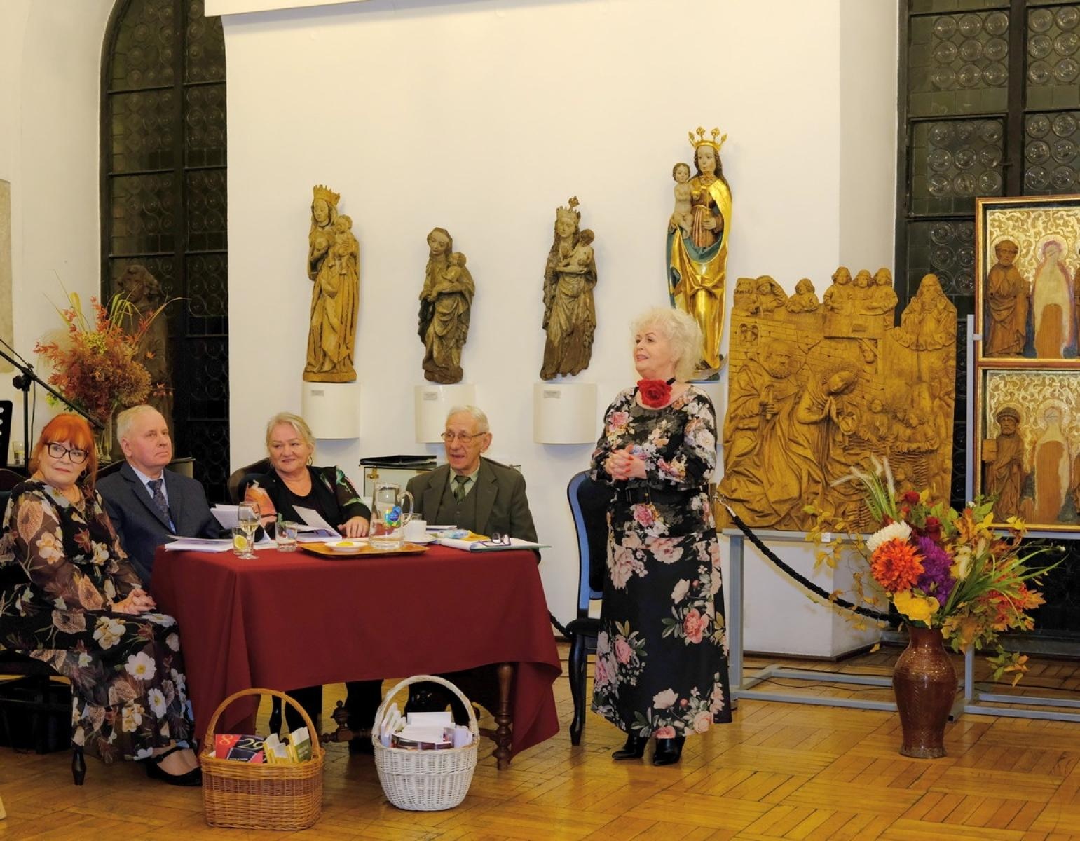 Zdjęcie w galerii na portalu naszraciborz.pl: Przedziwne meandry losu. Zbigniew Woźniak promował swoją książkę wiadomości z regionu