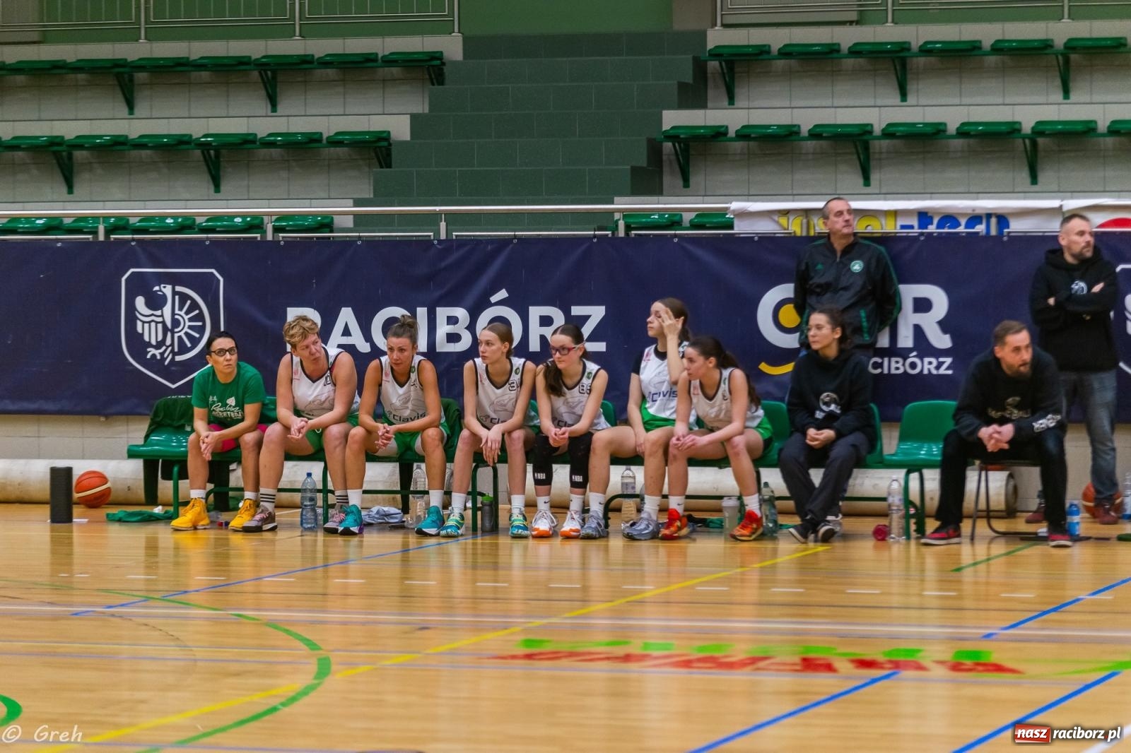 Zdjęcie w galerii na portalu naszraciborz.pl: Polkowice lepsze w Raciborzu. Poważne kontuzje dwóch zawodniczek RKK [FOTO i WIDEO] wiadomości z regionu