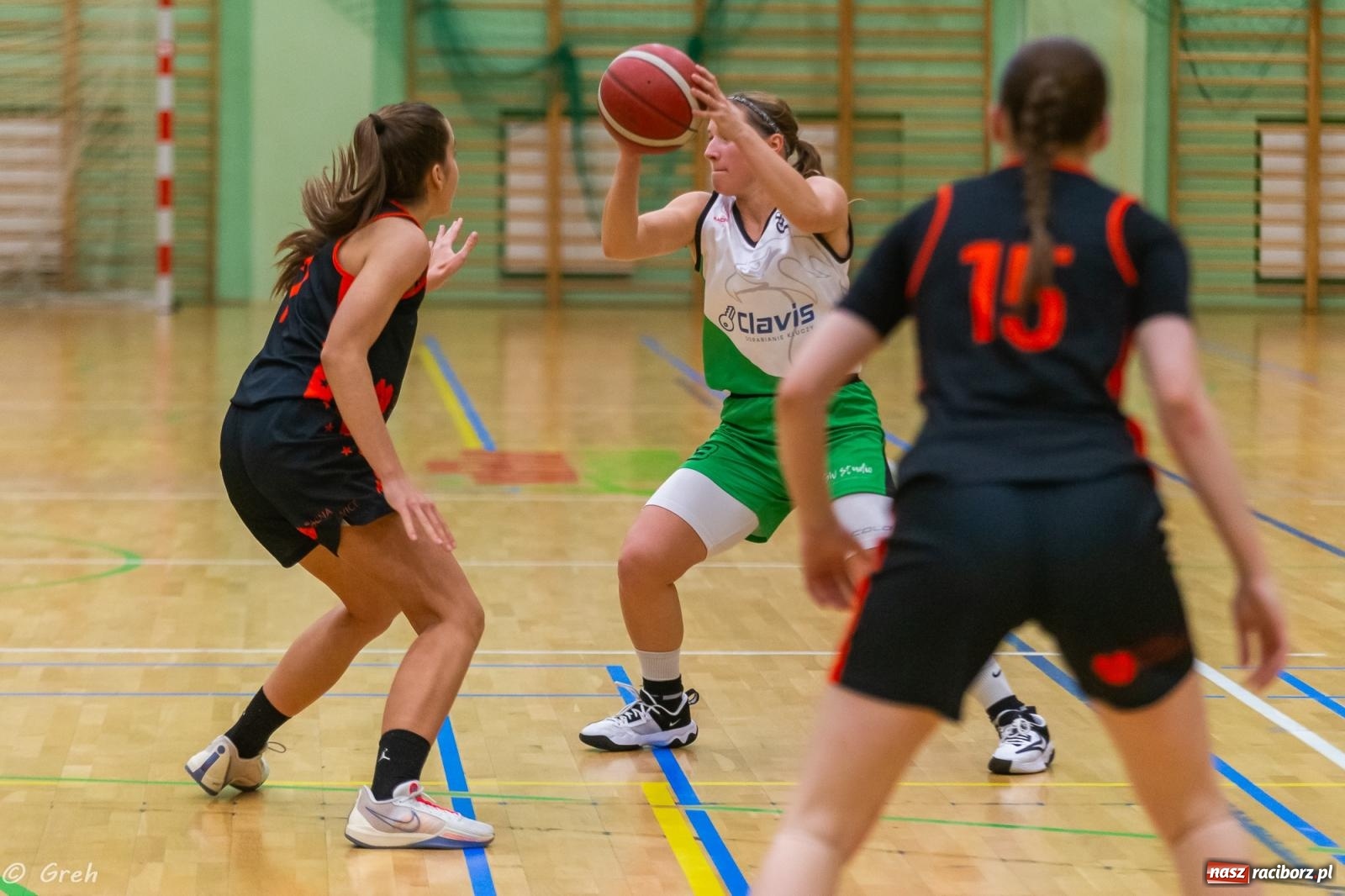 Zdjęcie w galerii na portalu naszraciborz.pl: Polkowice lepsze w Raciborzu. Poważne kontuzje dwóch zawodniczek RKK [FOTO i WIDEO] wiadomości z regionu
