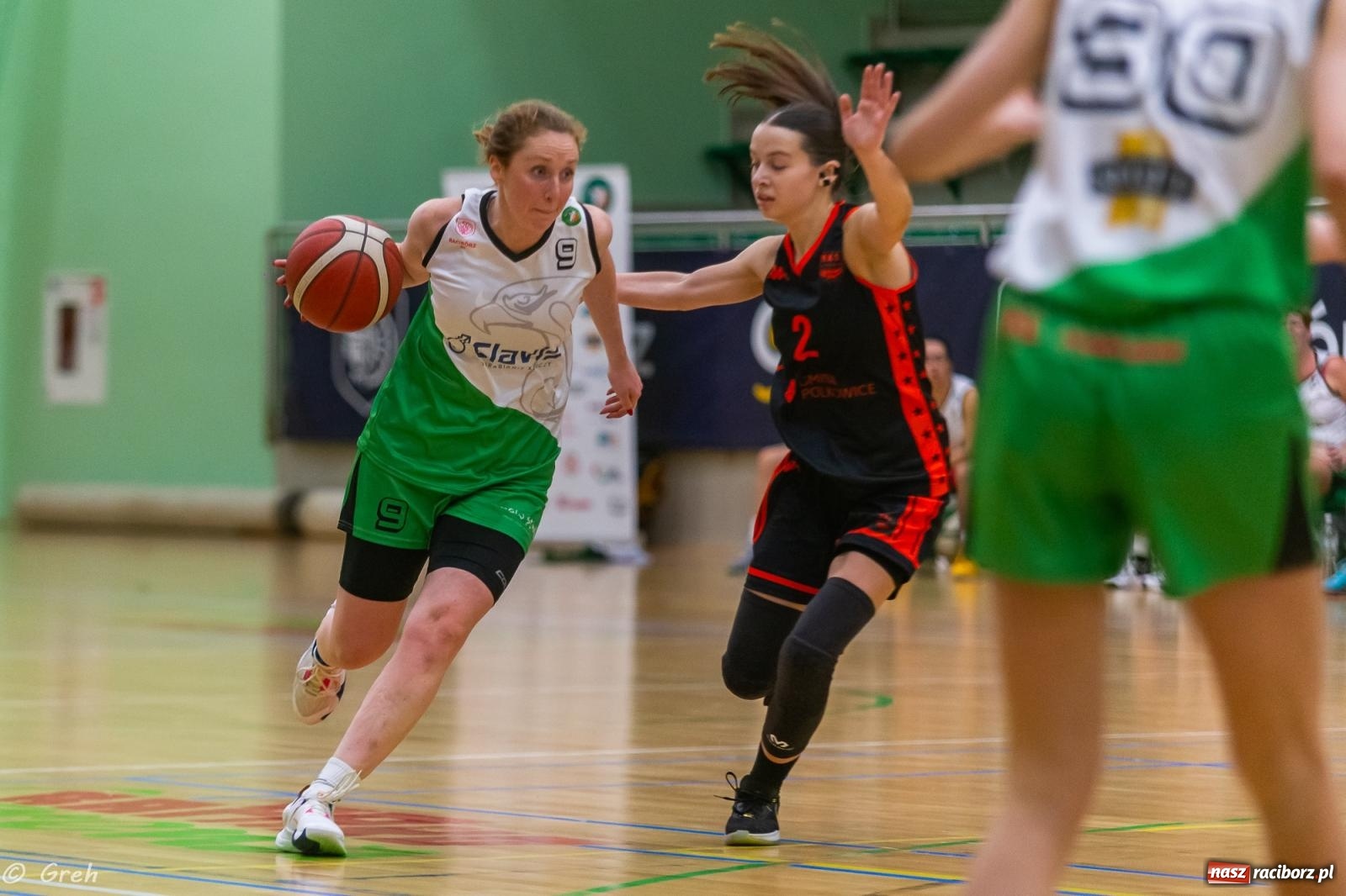 Zdjęcie w galerii na portalu naszraciborz.pl: Polkowice lepsze w Raciborzu. Poważne kontuzje dwóch zawodniczek RKK [FOTO i WIDEO] wiadomości z regionu