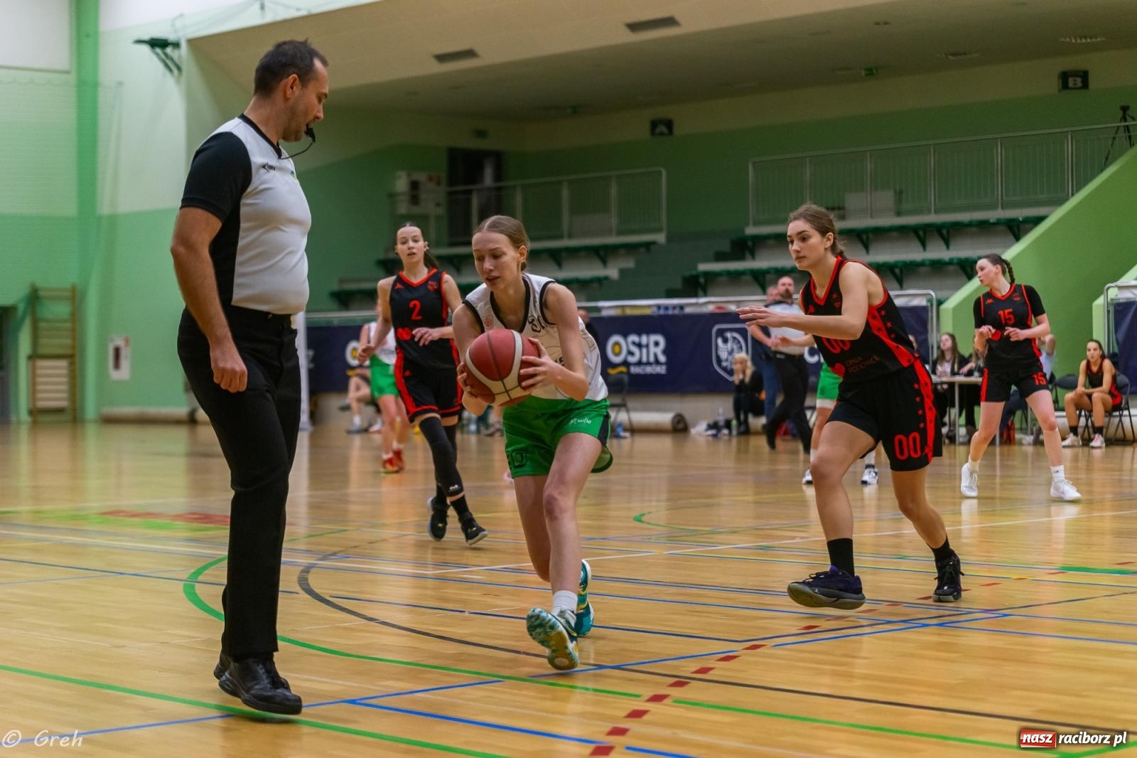 Zdjęcie w galerii na portalu naszraciborz.pl: Polkowice lepsze w Raciborzu. Poważne kontuzje dwóch zawodniczek RKK [FOTO i WIDEO] wiadomości z regionu