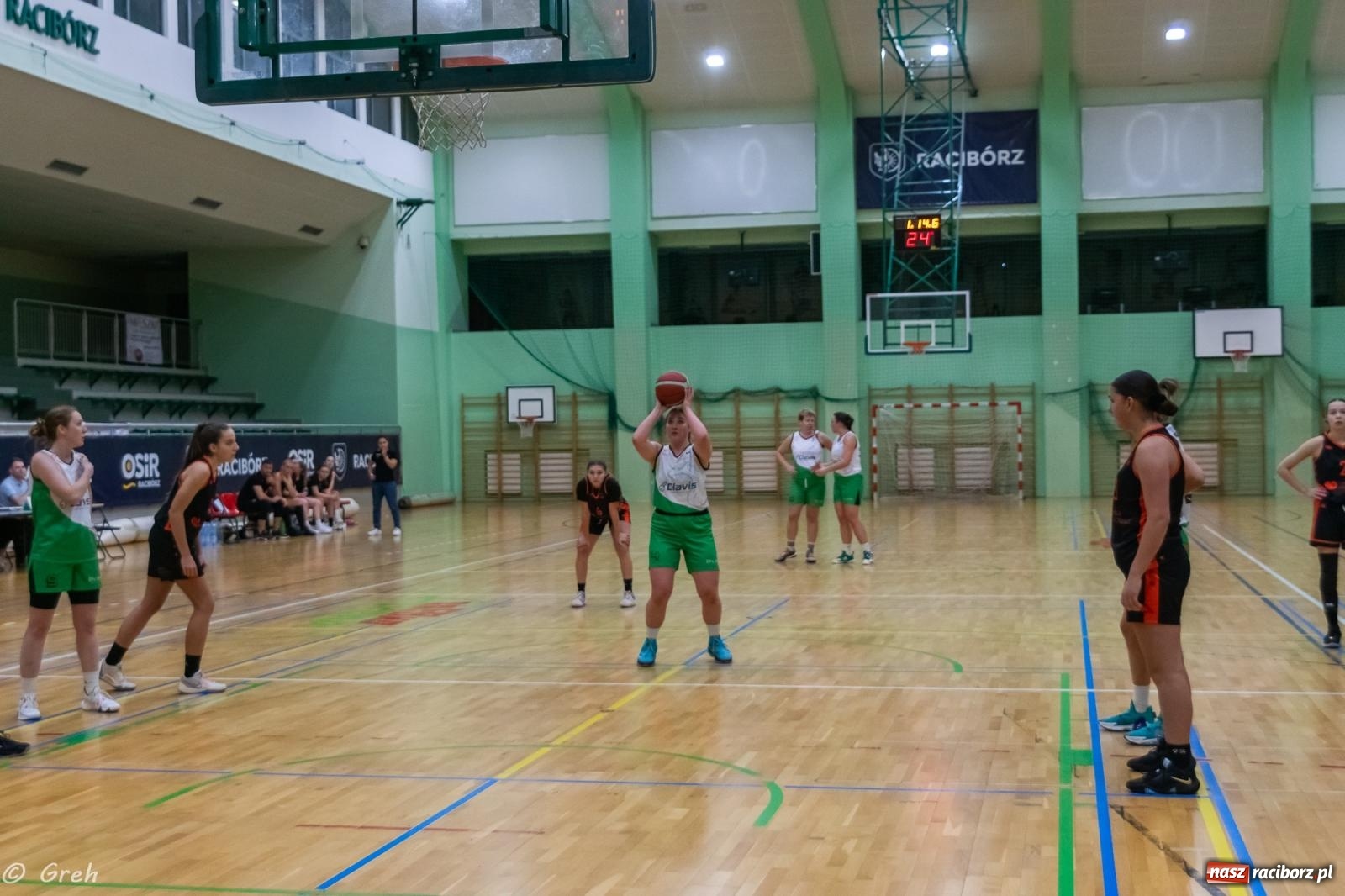 Zdjęcie w galerii na portalu naszraciborz.pl: Polkowice lepsze w Raciborzu. Poważne kontuzje dwóch zawodniczek RKK [FOTO i WIDEO] wiadomości z regionu