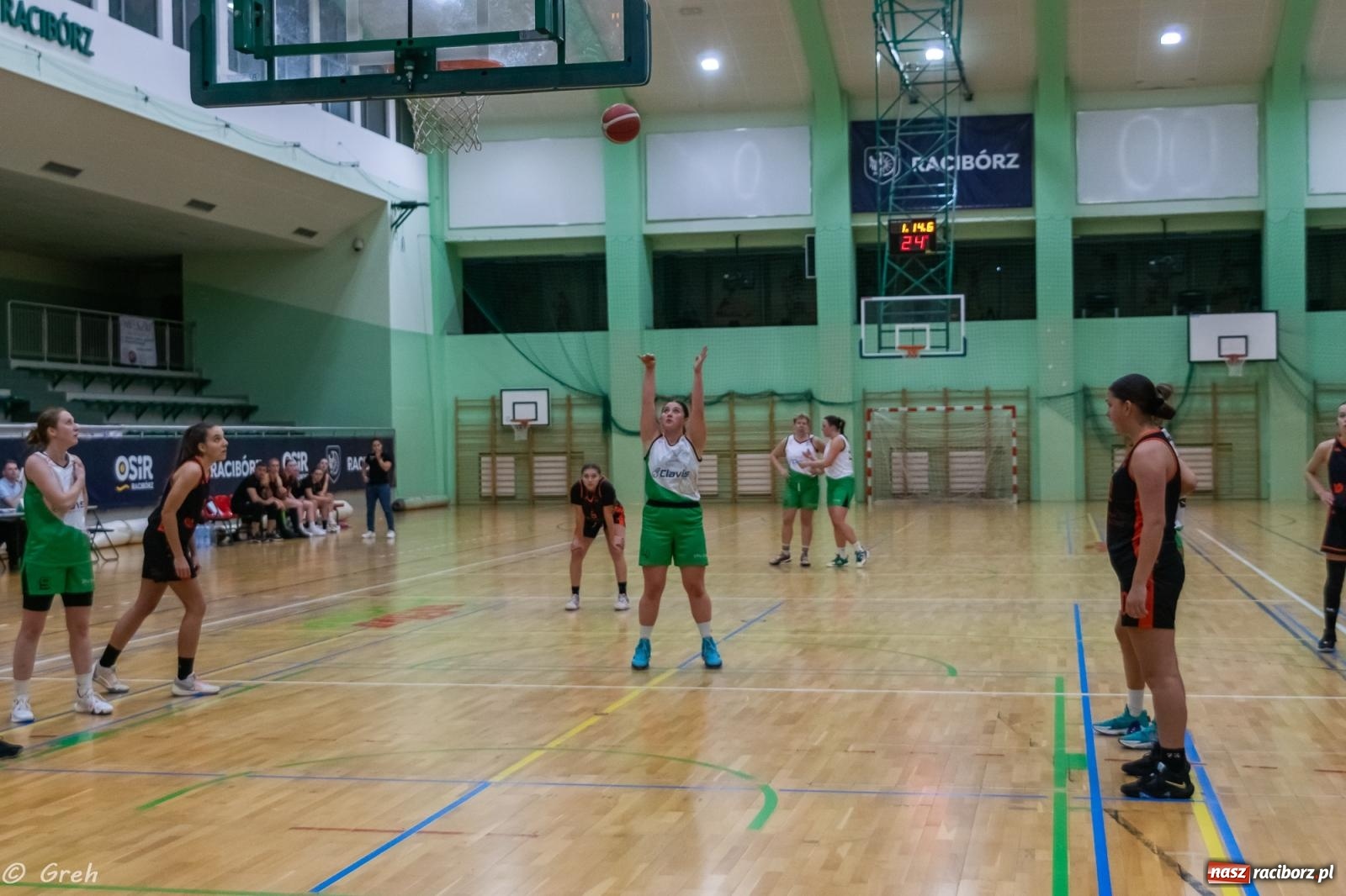Zdjęcie w galerii na portalu naszraciborz.pl: Polkowice lepsze w Raciborzu. Poważne kontuzje dwóch zawodniczek RKK [FOTO i WIDEO] wiadomości z regionu