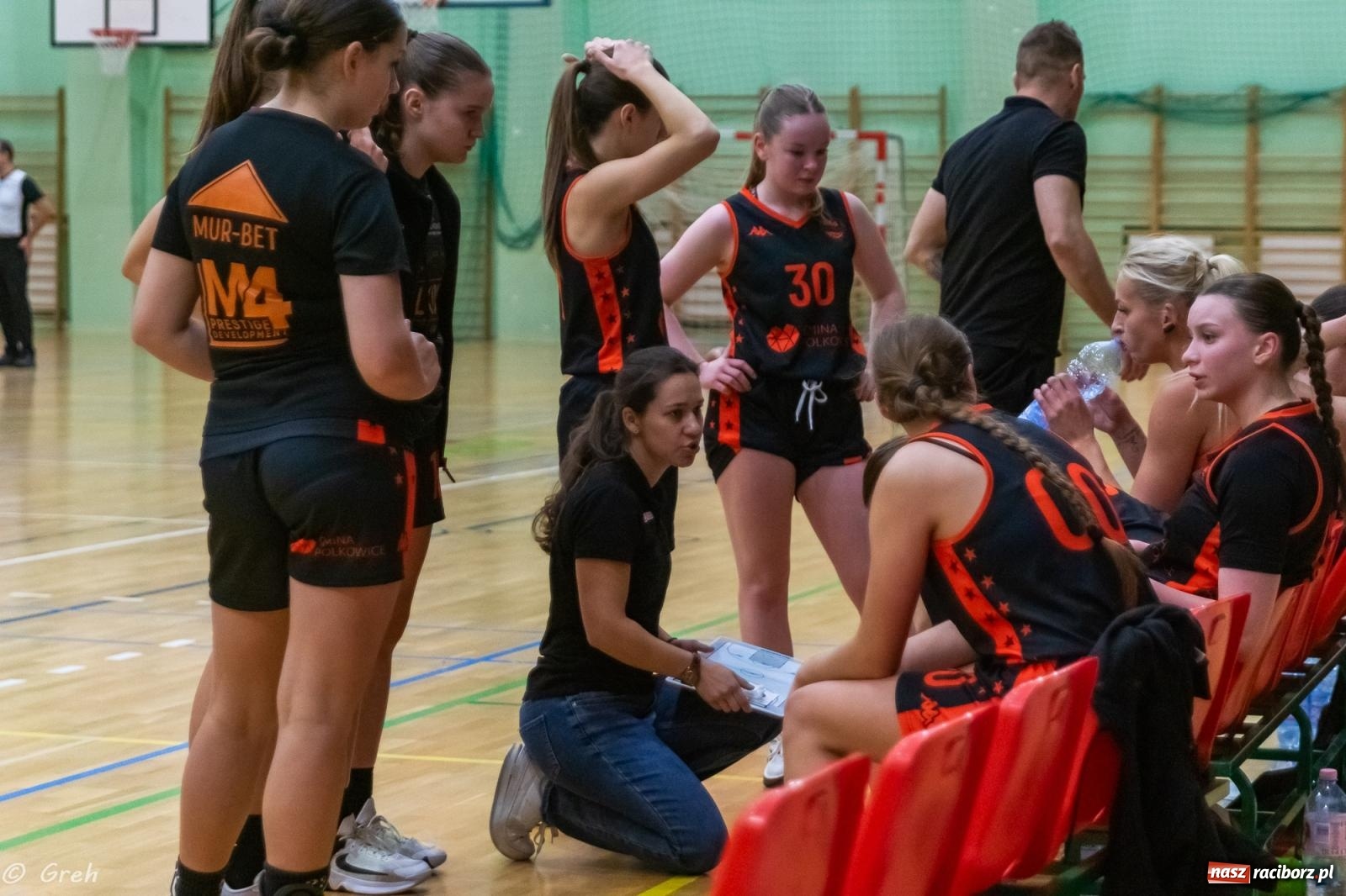 Zdjęcie w galerii na portalu naszraciborz.pl: Polkowice lepsze w Raciborzu. Poważne kontuzje dwóch zawodniczek RKK [FOTO i WIDEO] wiadomości z regionu