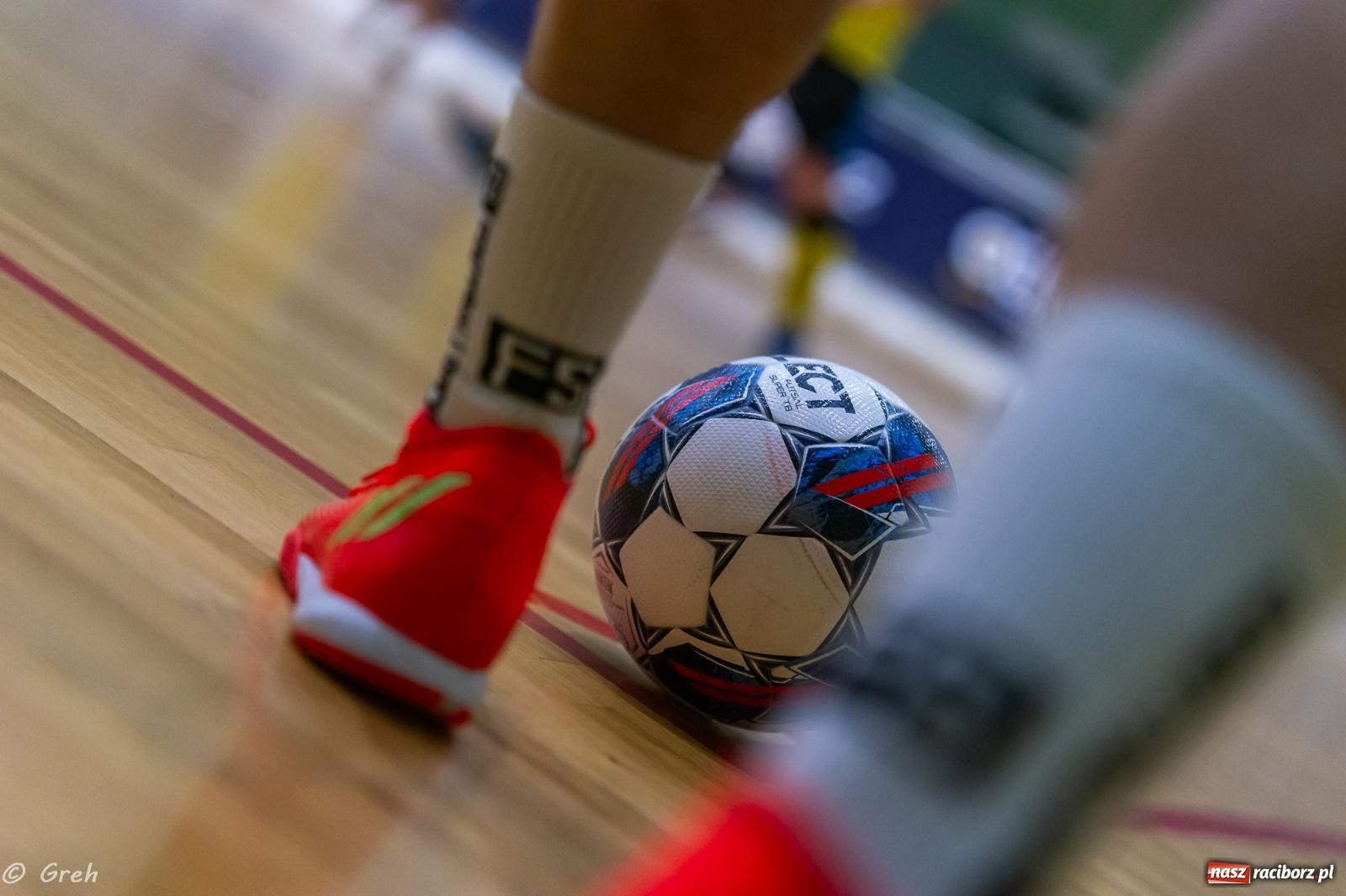 Zdjęcie w galerii na portalu naszraciborz.pl: Ruszył XXI sezon Halowej Ligi Piłki Nożnej [FOTO] wiadomości z regionu