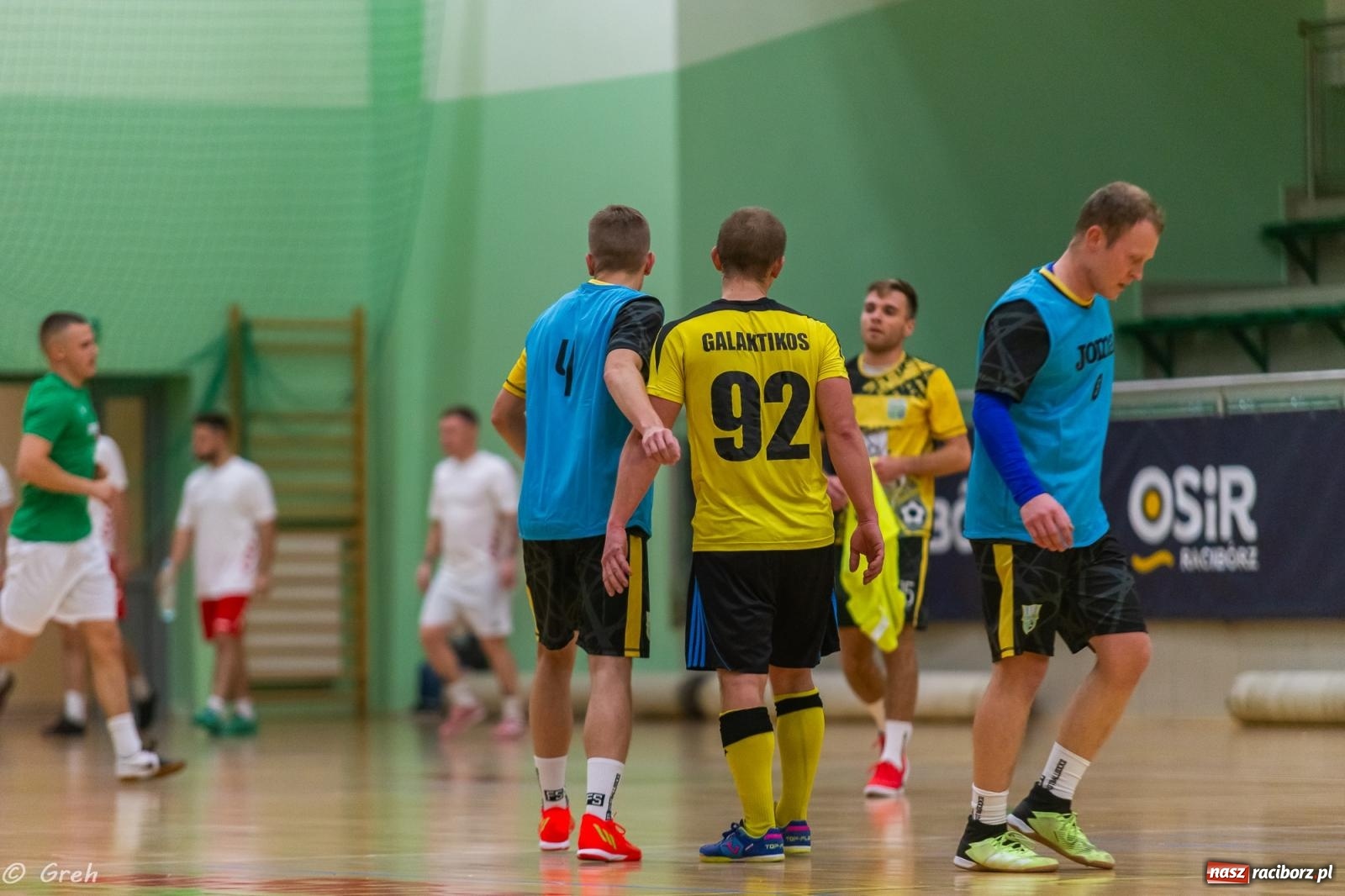 Zdjęcie w galerii na portalu naszraciborz.pl: Ruszył XXI sezon Halowej Ligi Piłki Nożnej [FOTO] wiadomości z regionu