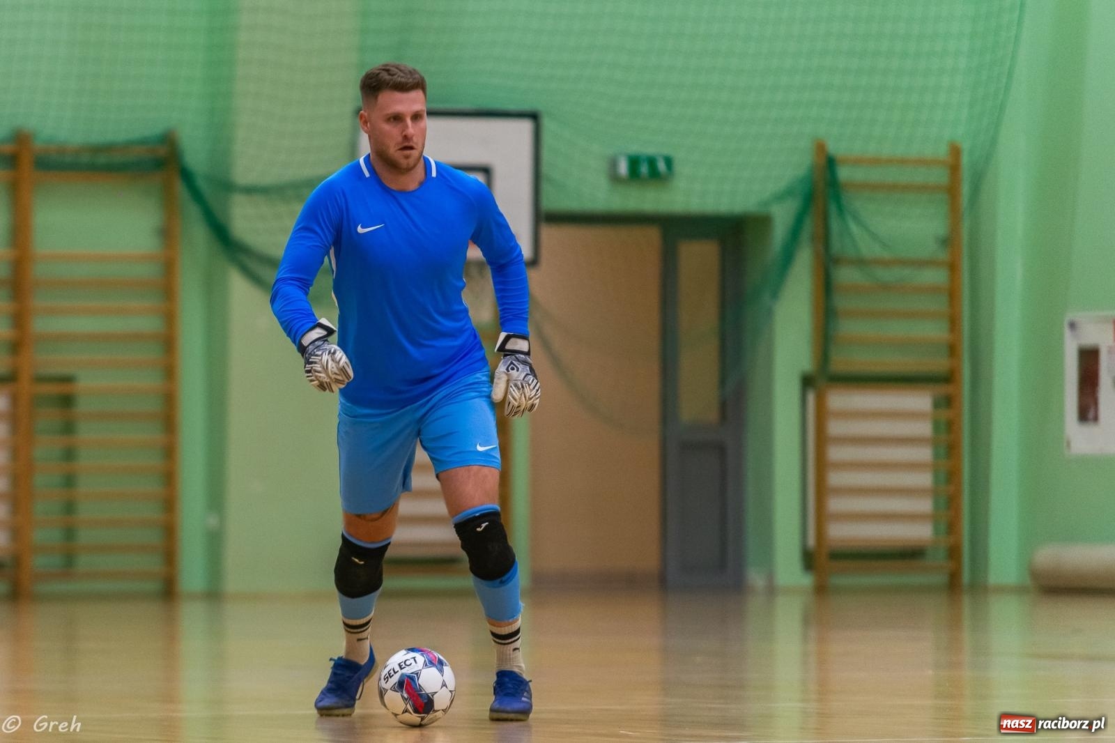 Zdjęcie w galerii na portalu naszraciborz.pl: Ruszył XXI sezon Halowej Ligi Piłki Nożnej [FOTO] wiadomości z regionu